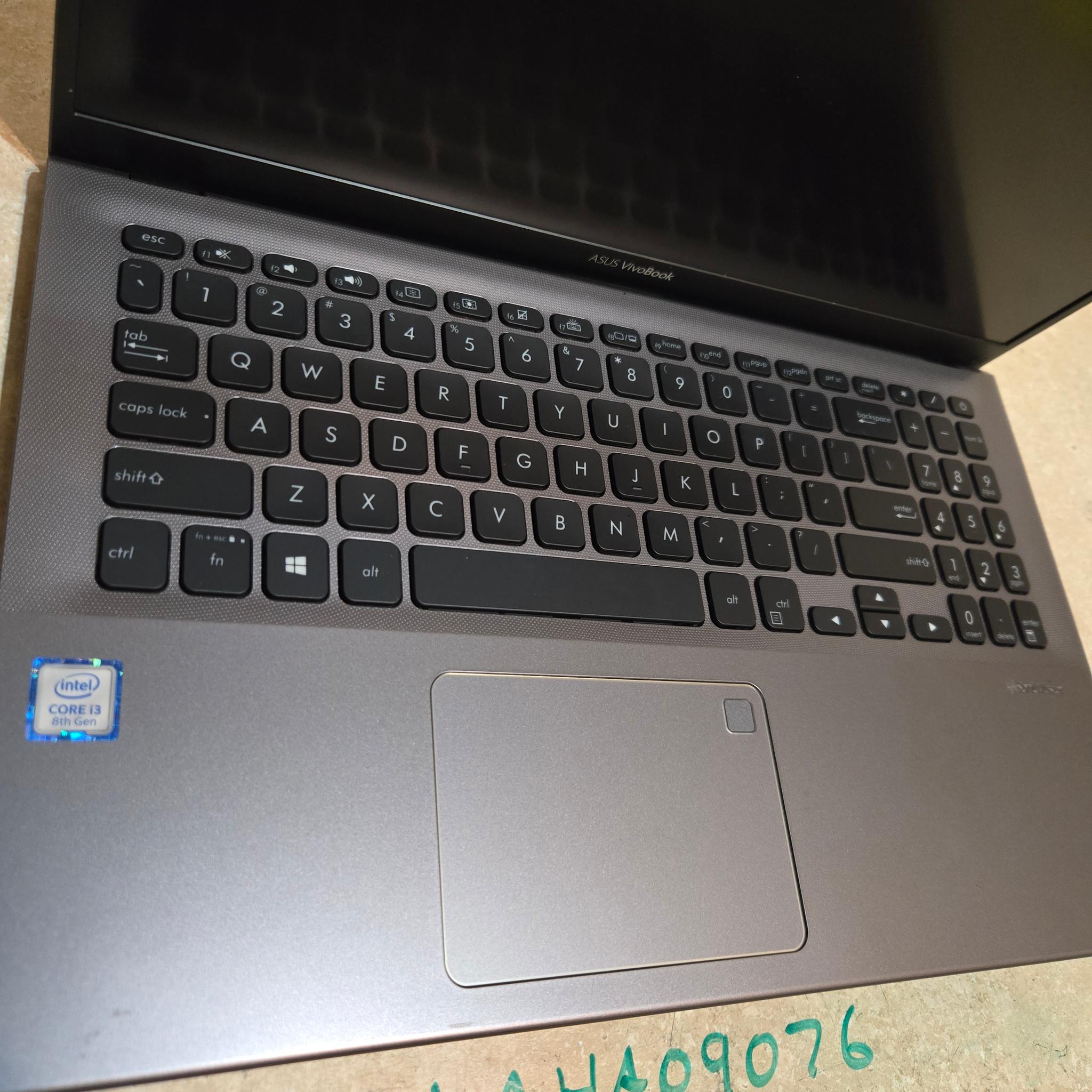 Asus VivoBook 15.6" Laptop - intel i3 - 128gb Storage - Model F512F
