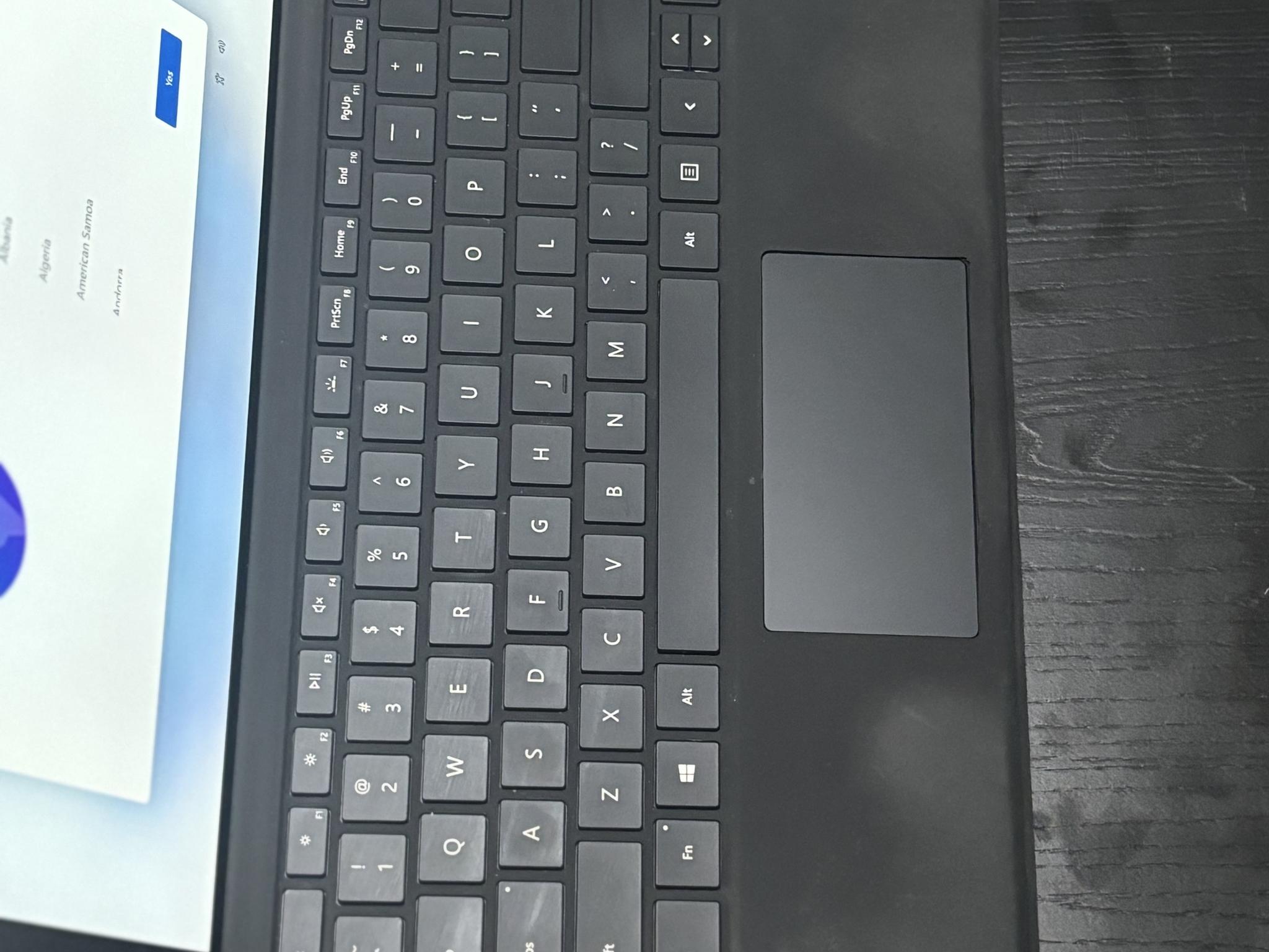 Microsoft Surface Pro 7 | i5 10th Gen | 8GB RAM | 256GB SSD