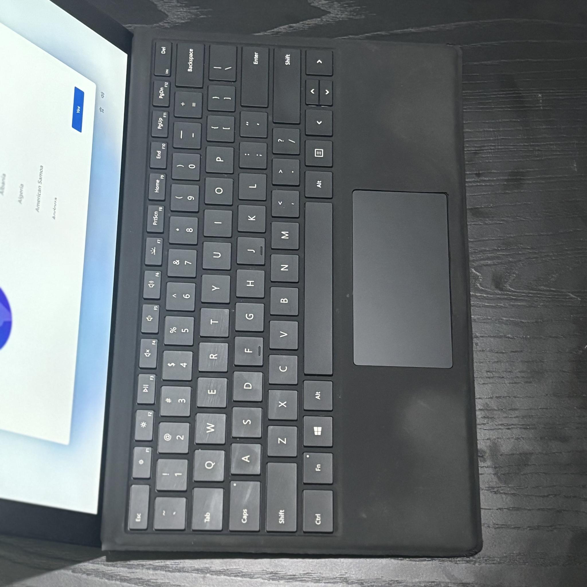 Microsoft Surface Pro 7 | i5 10th Gen | 8GB RAM | 256GB SSD