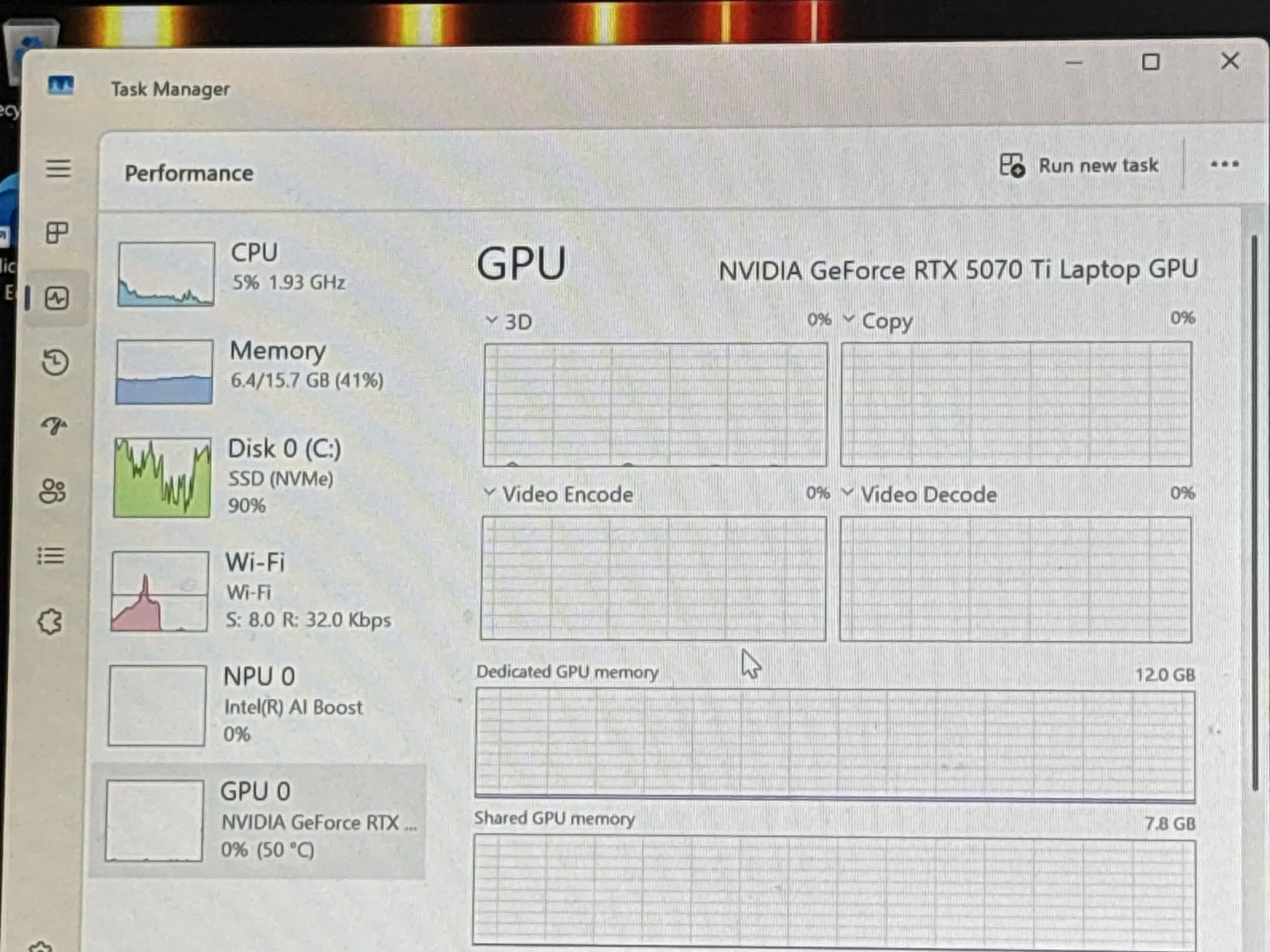 MSI Vector 16 HX AI Ultra 7 RTX 5070 Ti 16GB 2K 240Hz (NM)