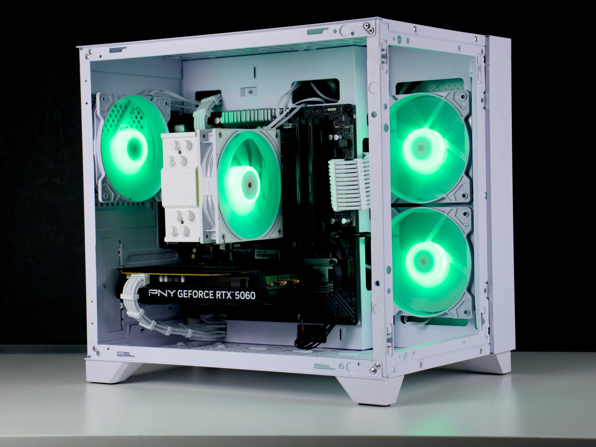 🧊❄️🧊 White Gaming PC – RTX 5060, Ryzen 5 5600, 32GB RAM, 1TB SSD - WiFi, BlueTooth 🧊❄️🧊