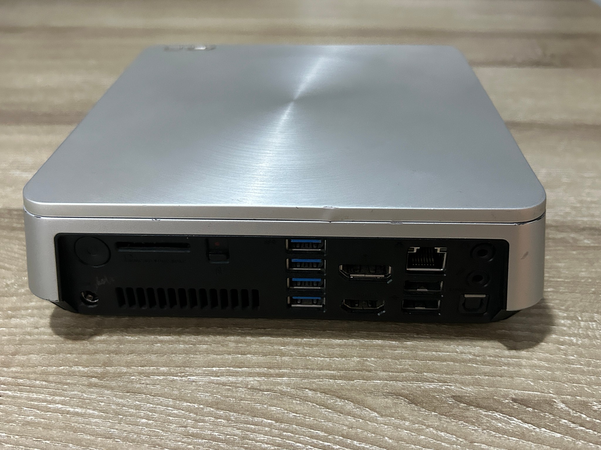 ASUS VM42 Vivo PC CPU CELERON 2957U 1.40GHz RAM Windows 11