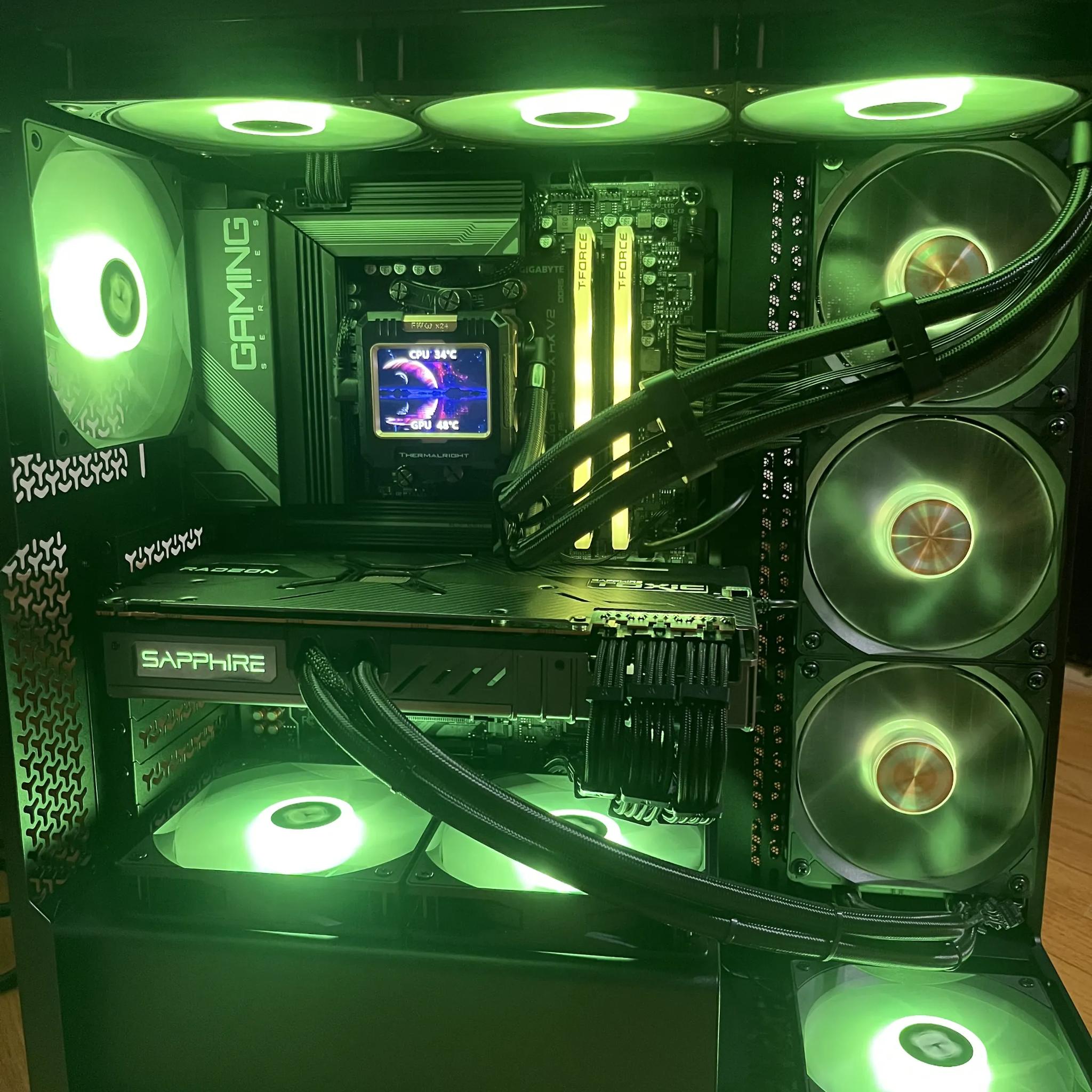 RX 6900 XT Toxic LE, Liquid Cooled | Ryzen 5 7600 | 32GB DDR5 | 2 TB