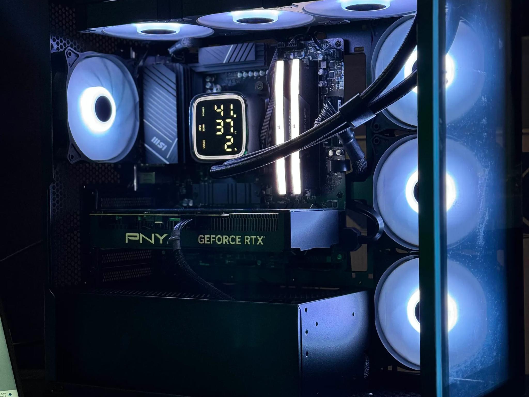 Midnight Phantom | RTX 4070 12 GB | 32 GB DDR5 | 1 TB SSD | Ryzen 5 7500F | High End Gaming PC