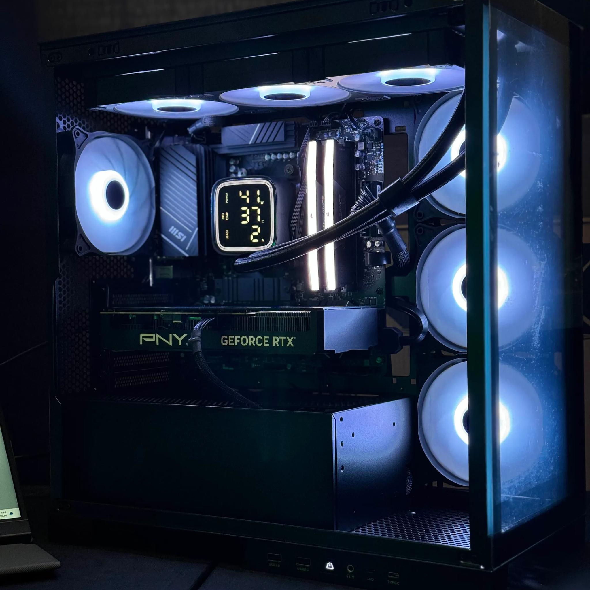 Midnight Phantom | RTX 4070 12 GB | 32 GB DDR5 | 1 TB SSD | Ryzen 5 7500F | High End Gaming PC