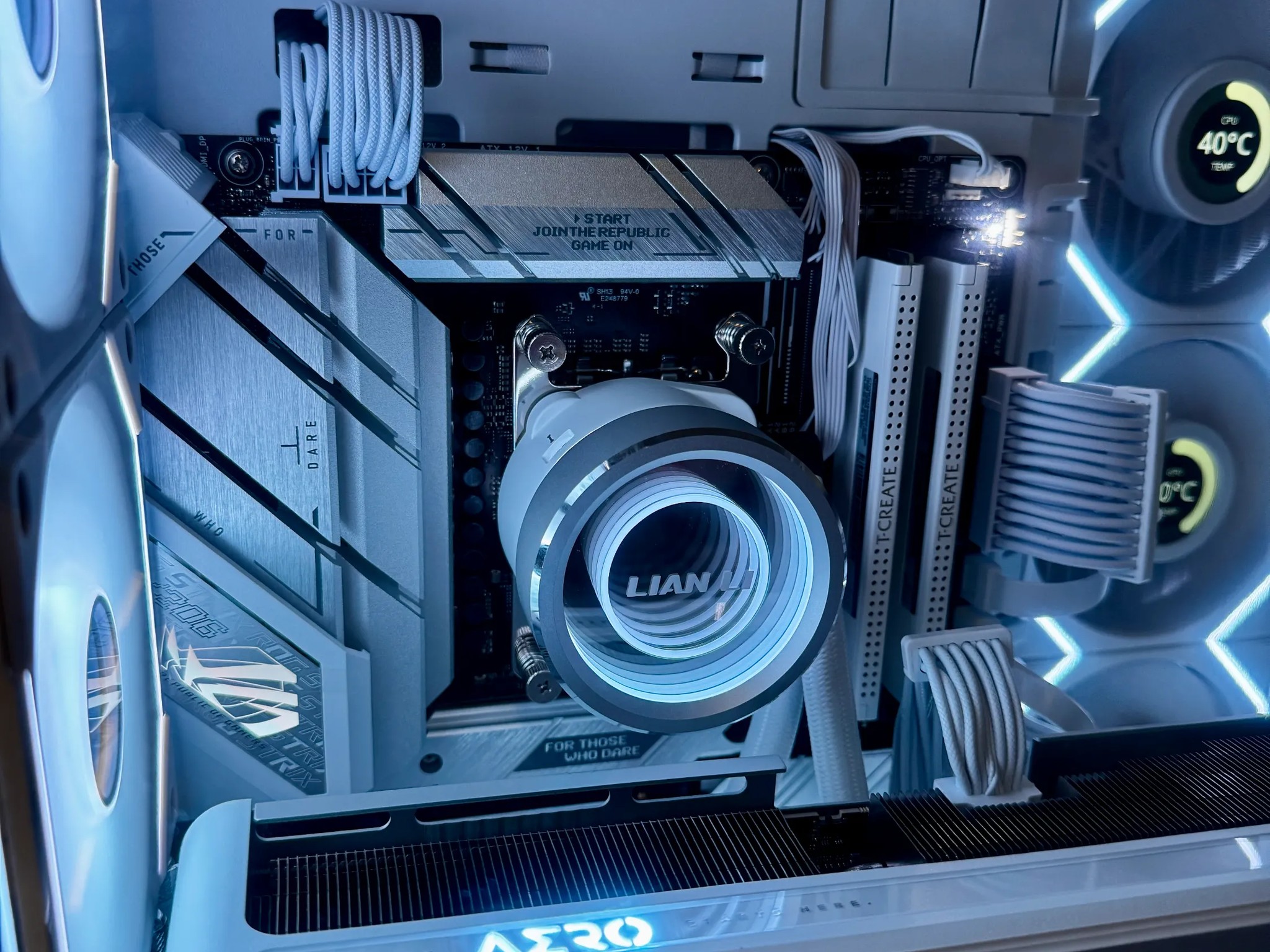 White RGB Lian Li Infinity Glass PC | 1440p High | Ryzen 7 9800X3D | 32GB RAM | 2 TB SSD | 5070 Ti