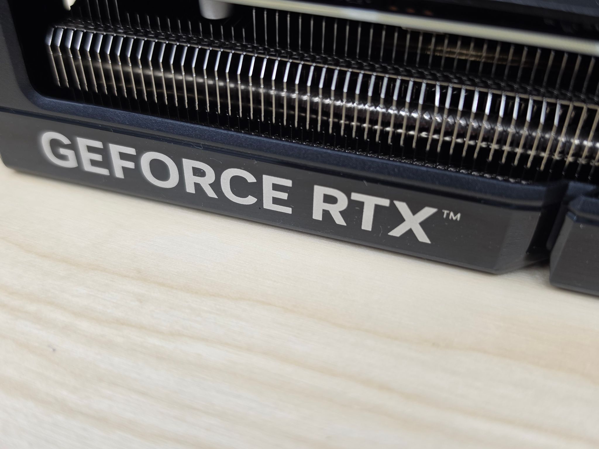 RTX 5070 Asus Dual 12GB