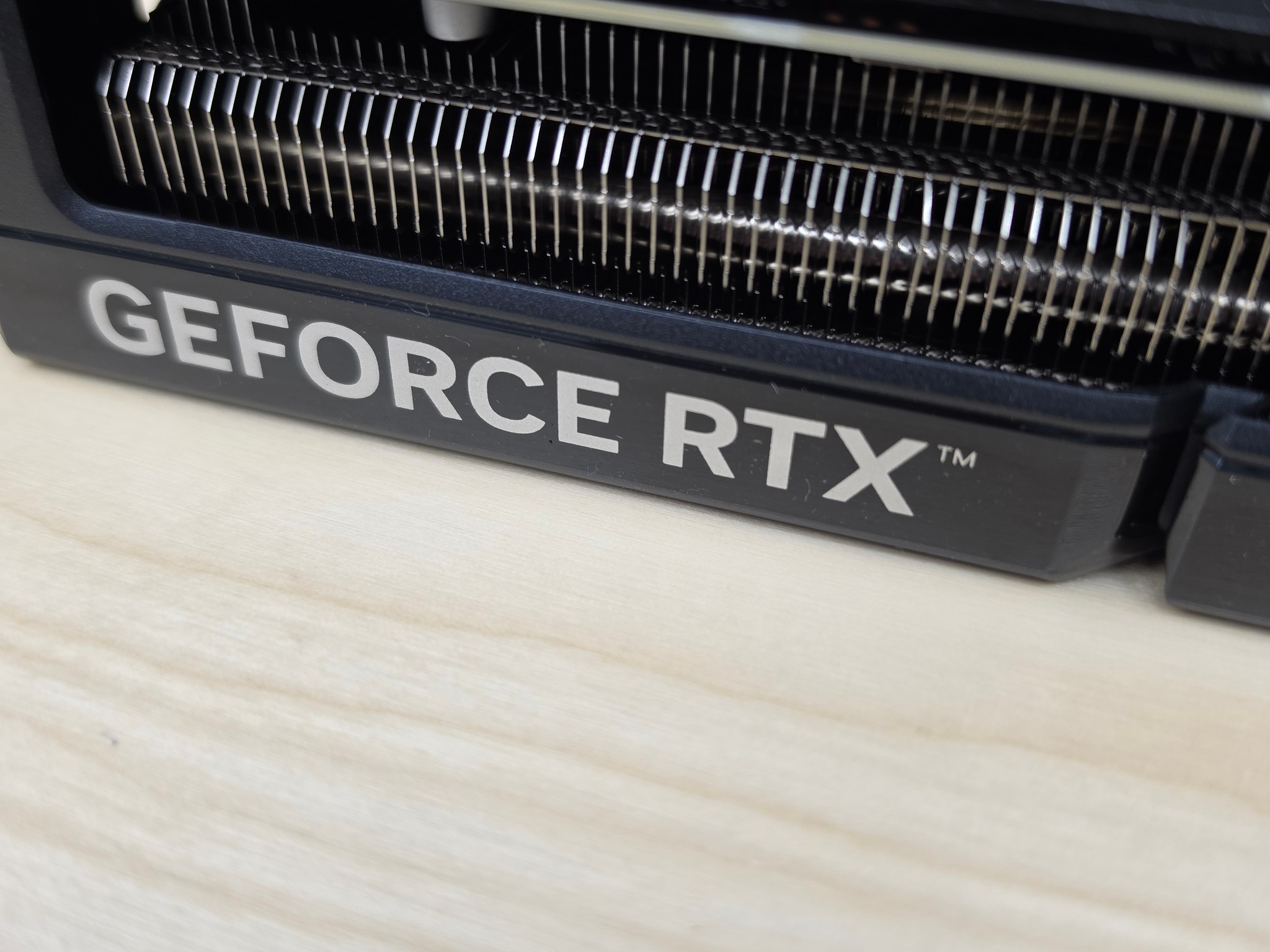 RTX 5070 Asus Dual 12GB
