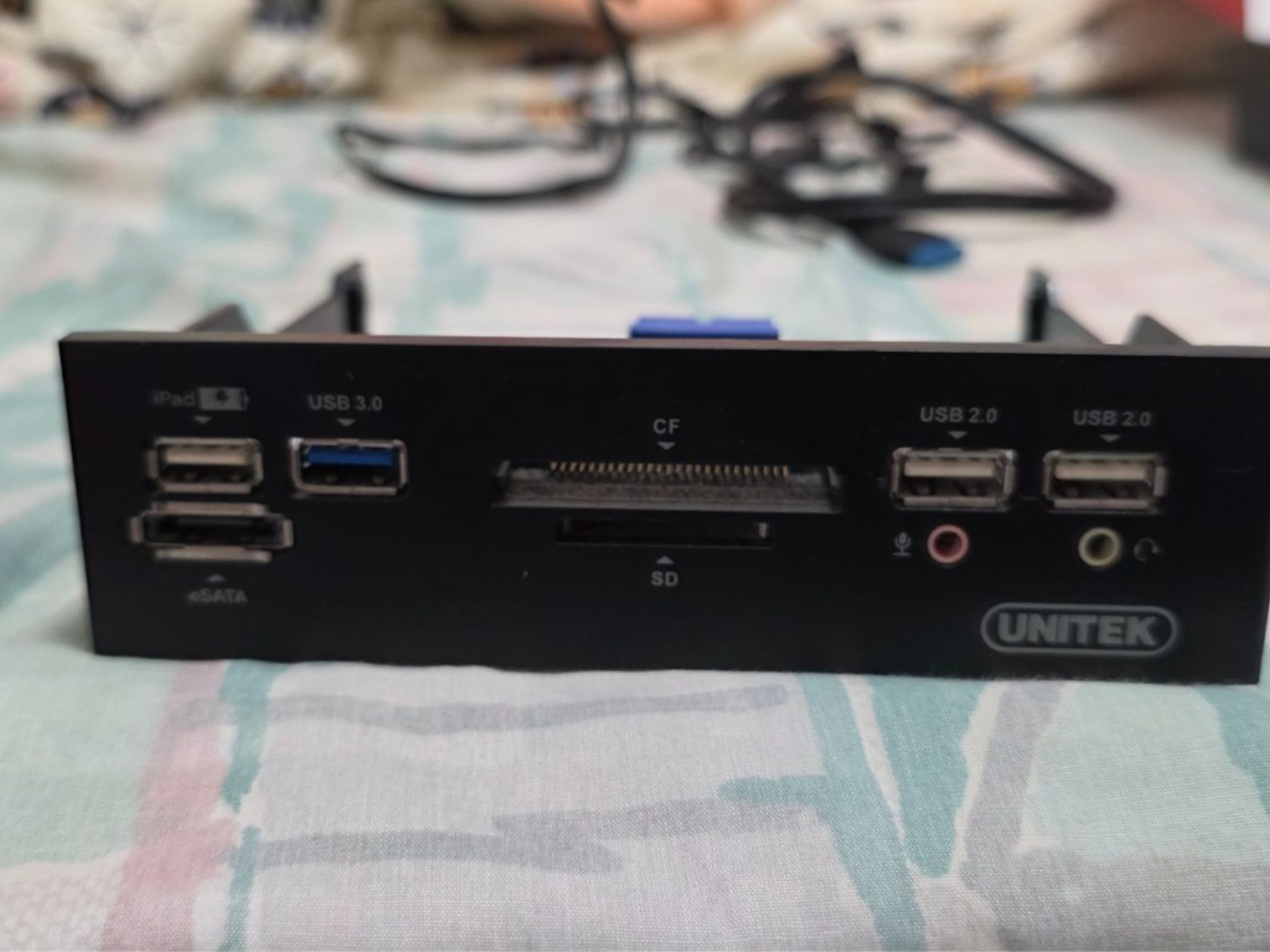 Unitek Y-3903 5.25" Case Front I/O panel USB3.0/2.0, SD/CF Card Reader, eSATA