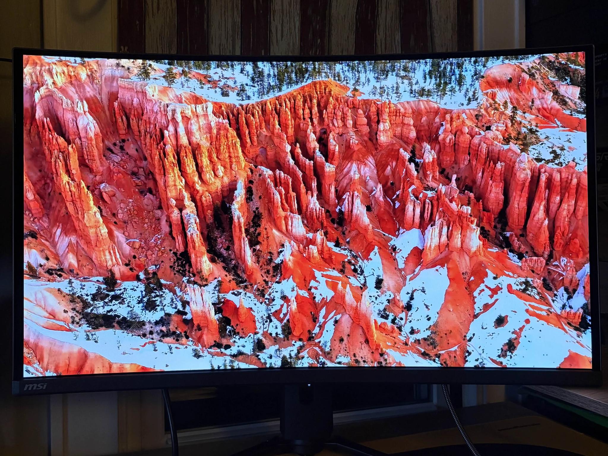 MSI MAG 321CURX QD-OLED 32" 4K UHD (CS)