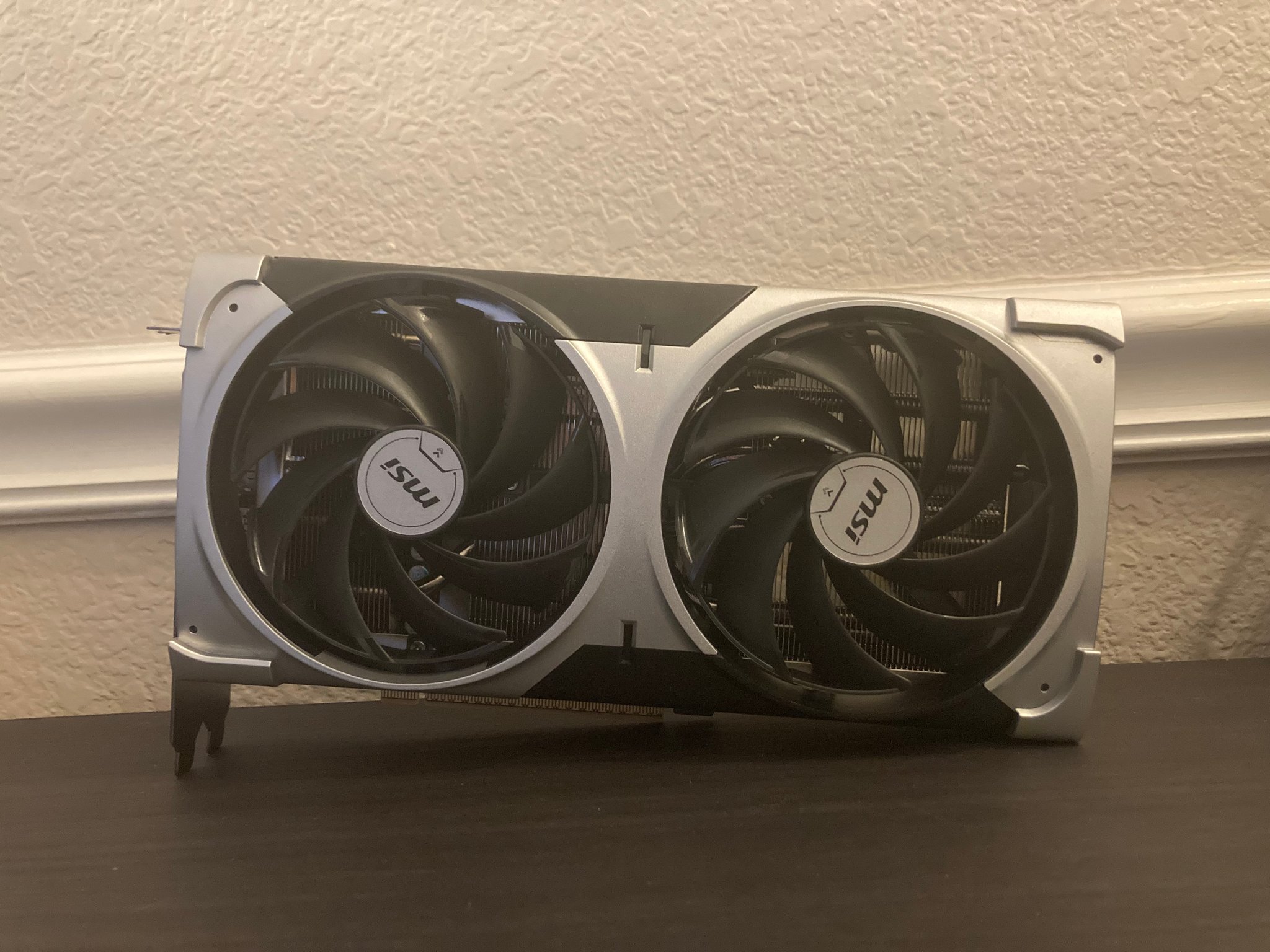 MSI GeForce RTX 5070 12G VENTUS 2X OC