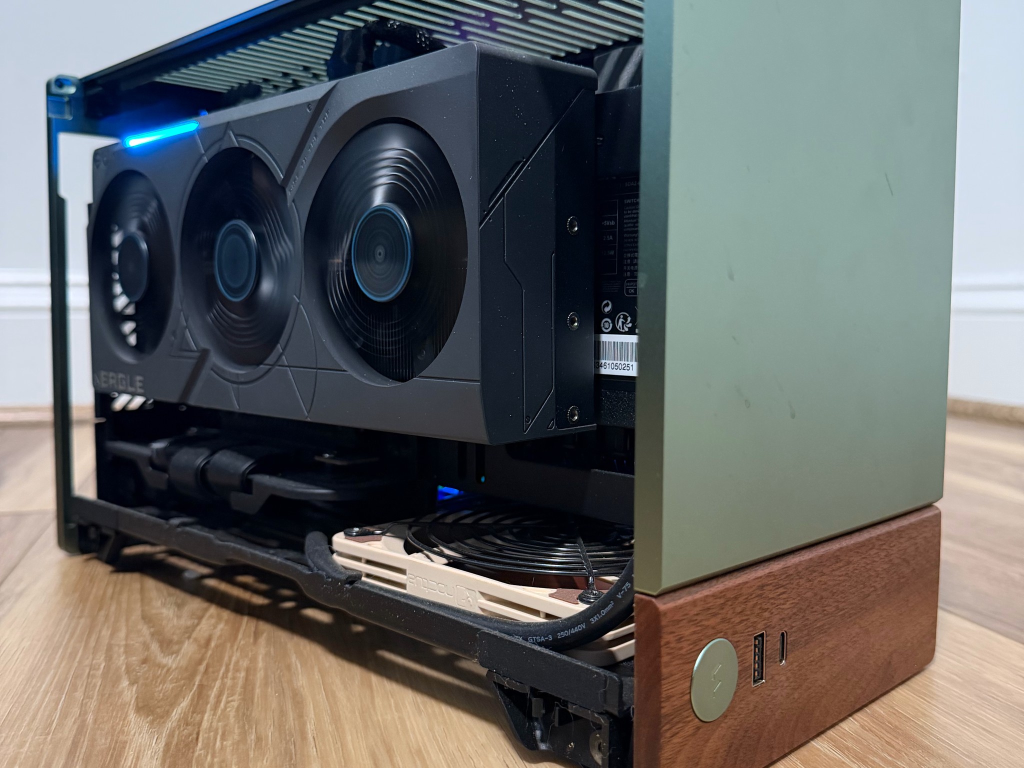 🩶🪵"Ironwood"🪵🩶| 1440p/4k Gaming | RTX 4070 Super | Intel i7 12700k | 32gb DDR5 | 2tb SSD | SFF