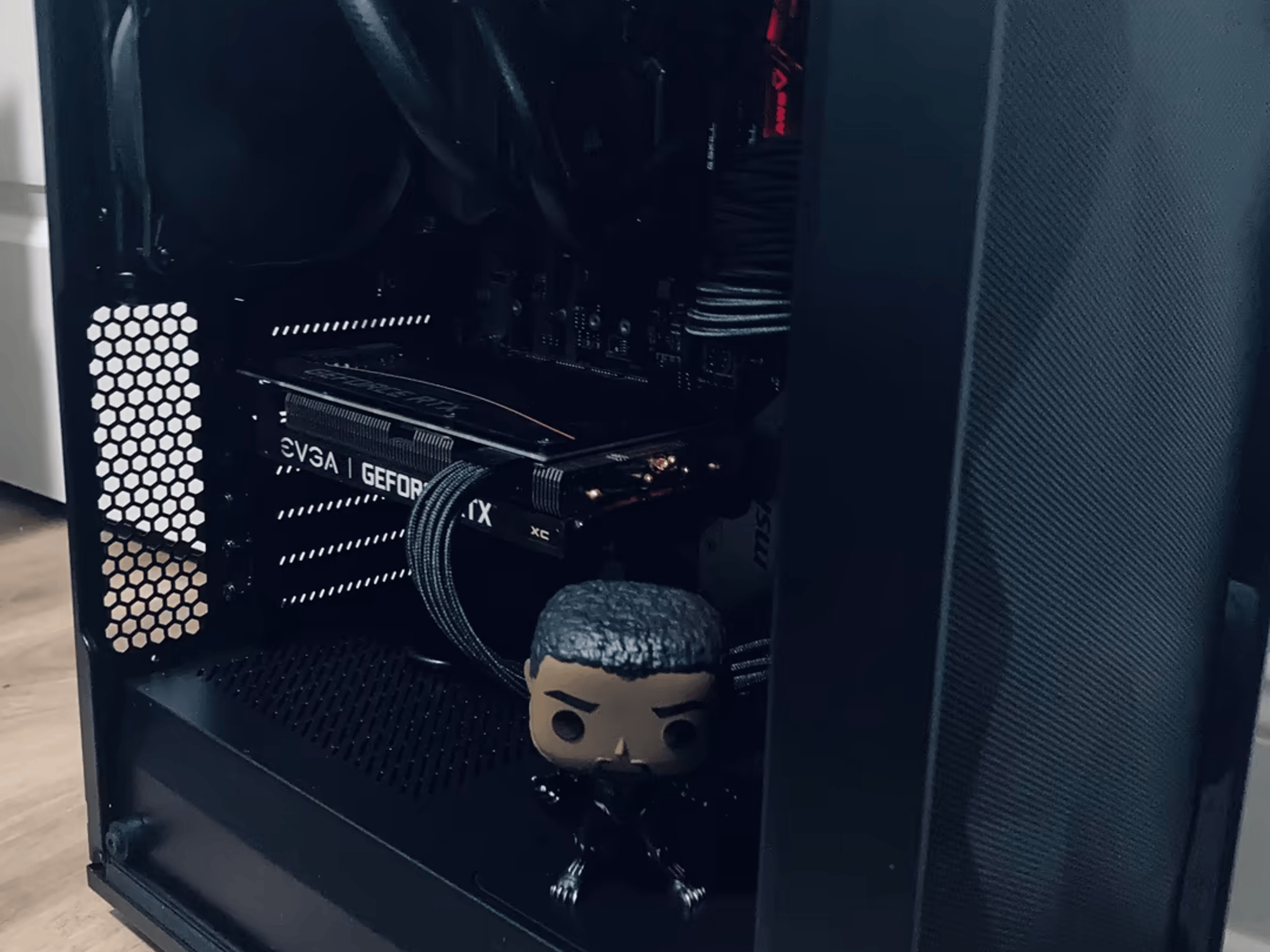 “The King” R5 3600, Rx 6600(Like Rtx 3060) Streaming and Gaming PC