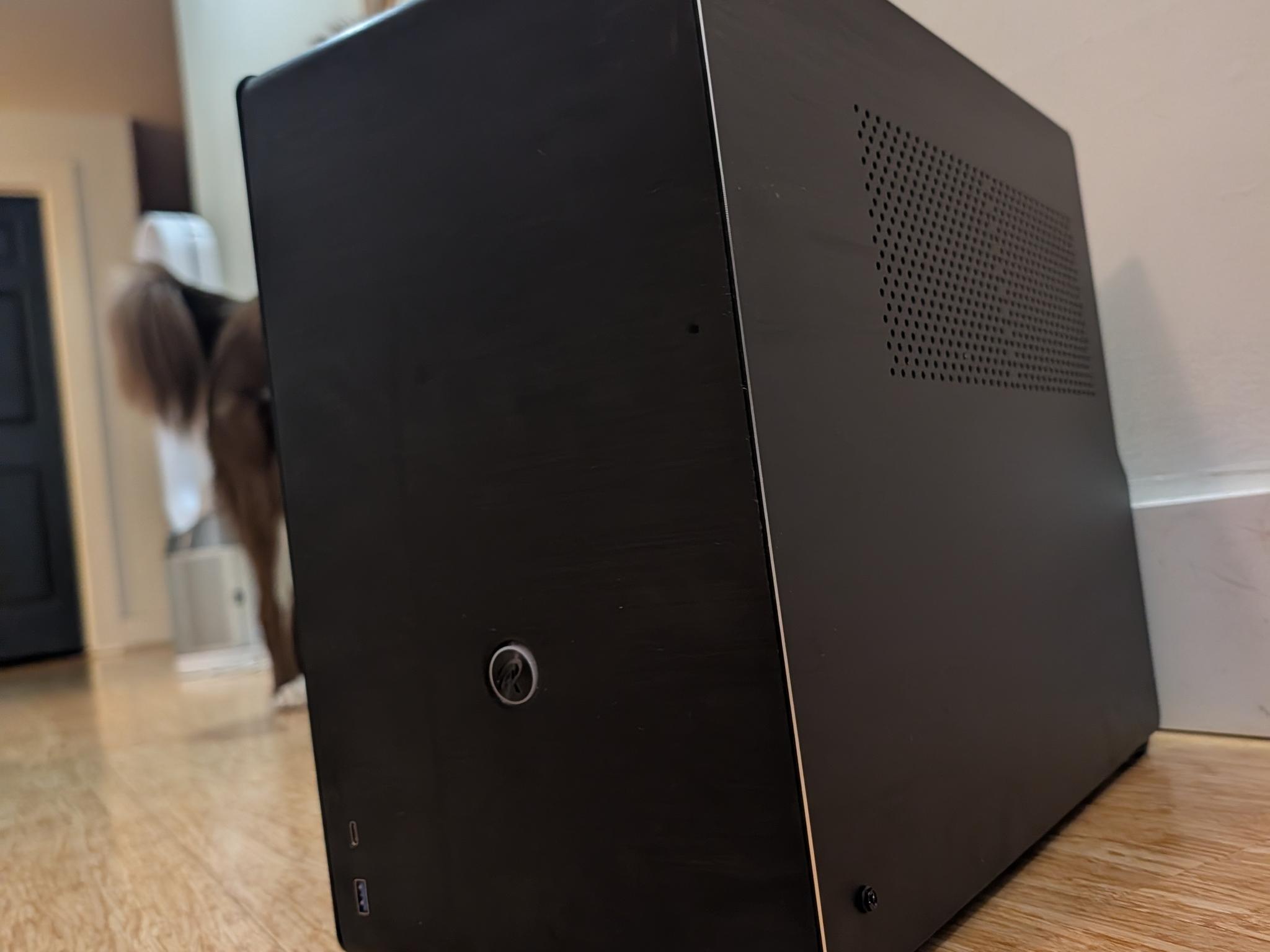Gaming PC case + GPU riser