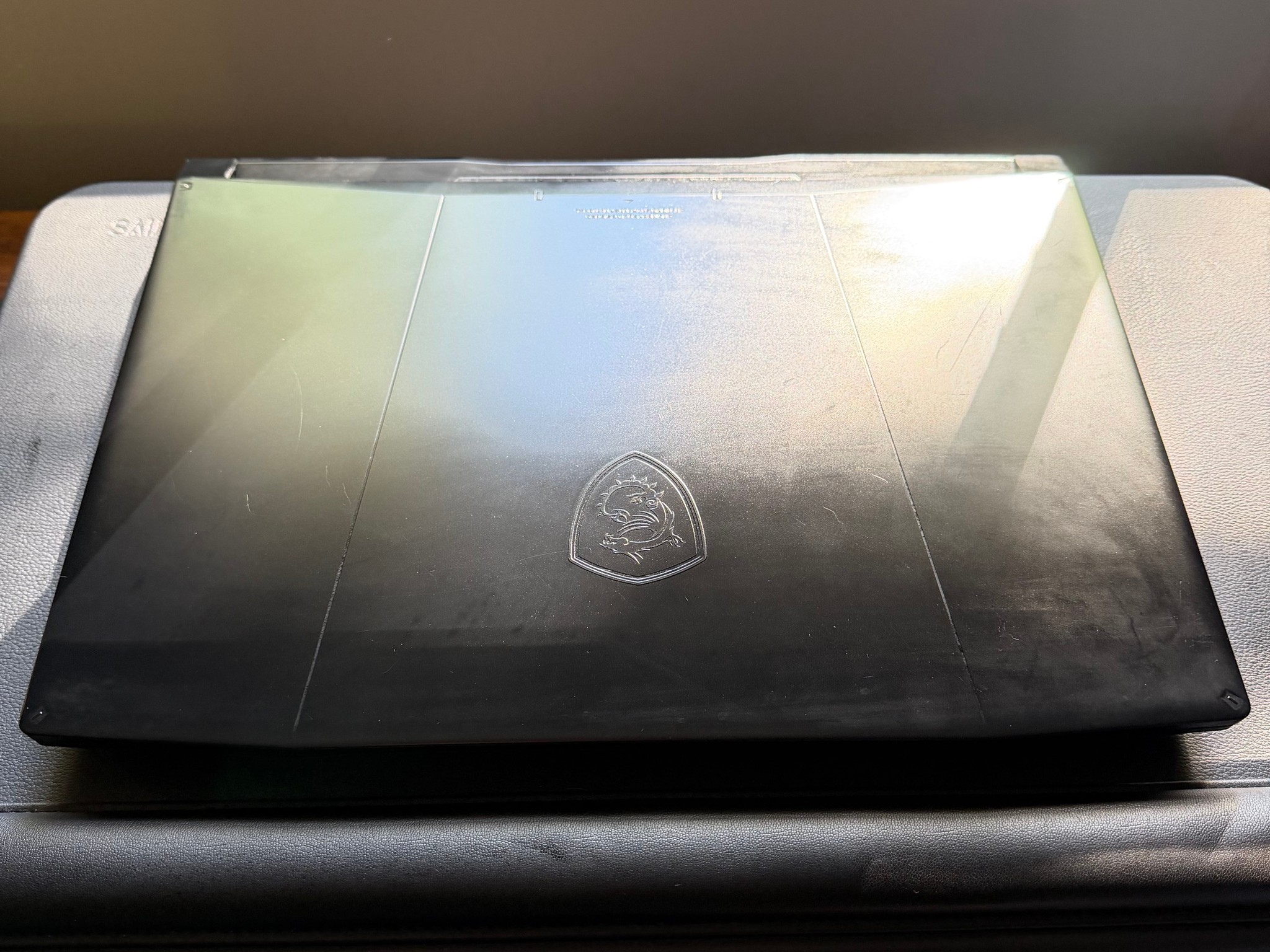 MSI Katana A15 AI B8VG Gaming Laptop – Ryzen 9 8945HS / RTX 4070 / 32GB RAM / 2TB SSD