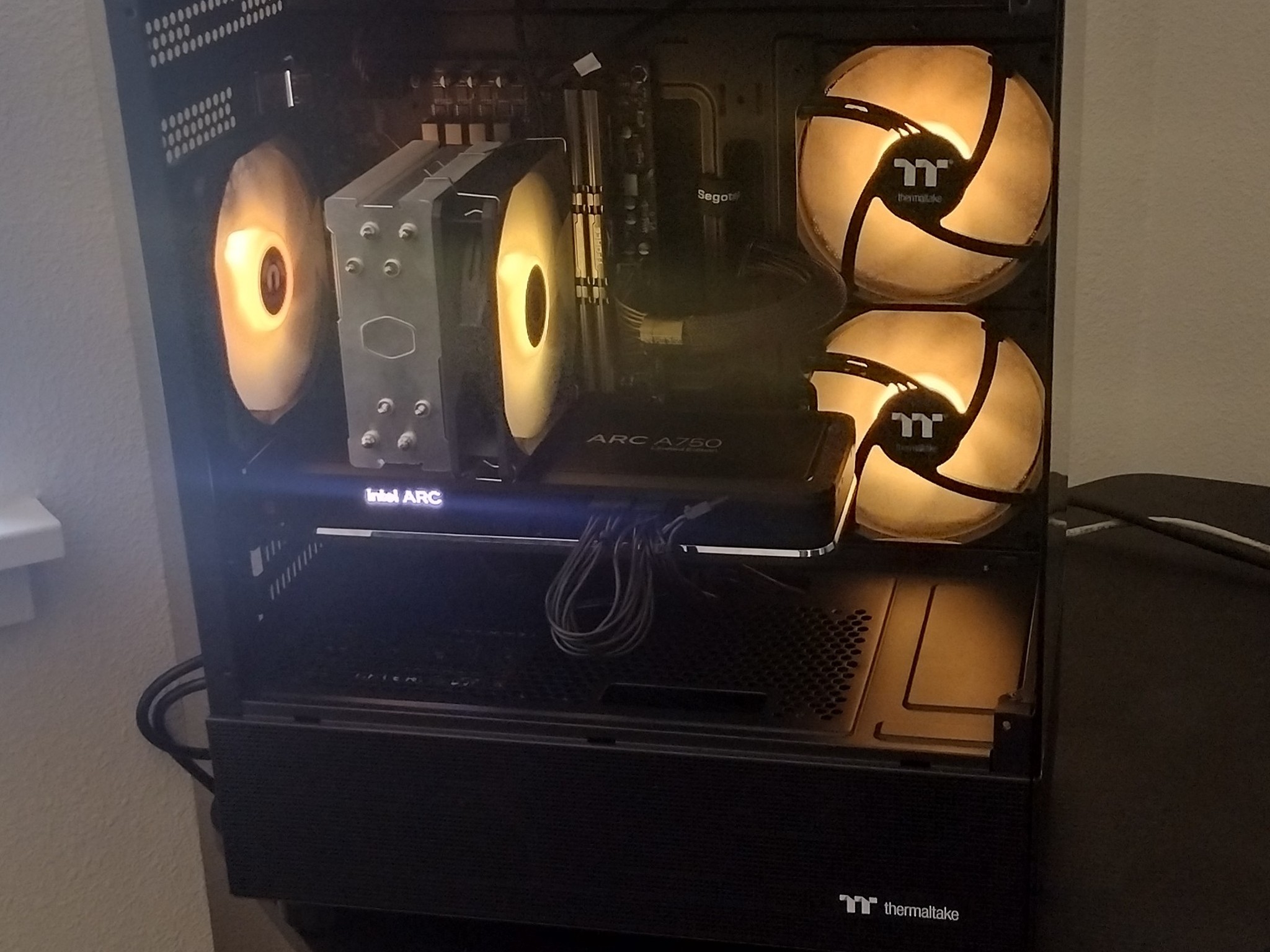 Budget Gaming PC, Limited Edition INTEL ARC A750, Intel i5 12400F, 16 GB RAM, 1 TB, Wifi, Bluetooth