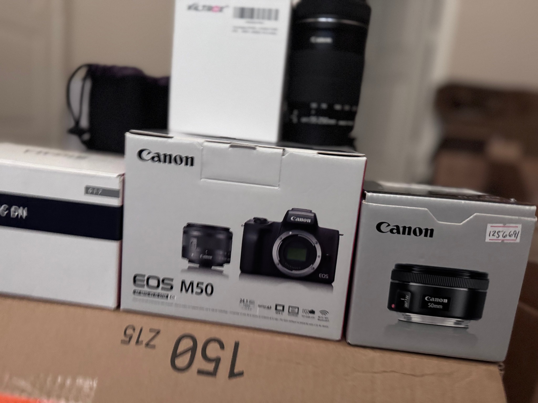 Canon EOS M50 Complete Creator Bundle – Ready to Shoot