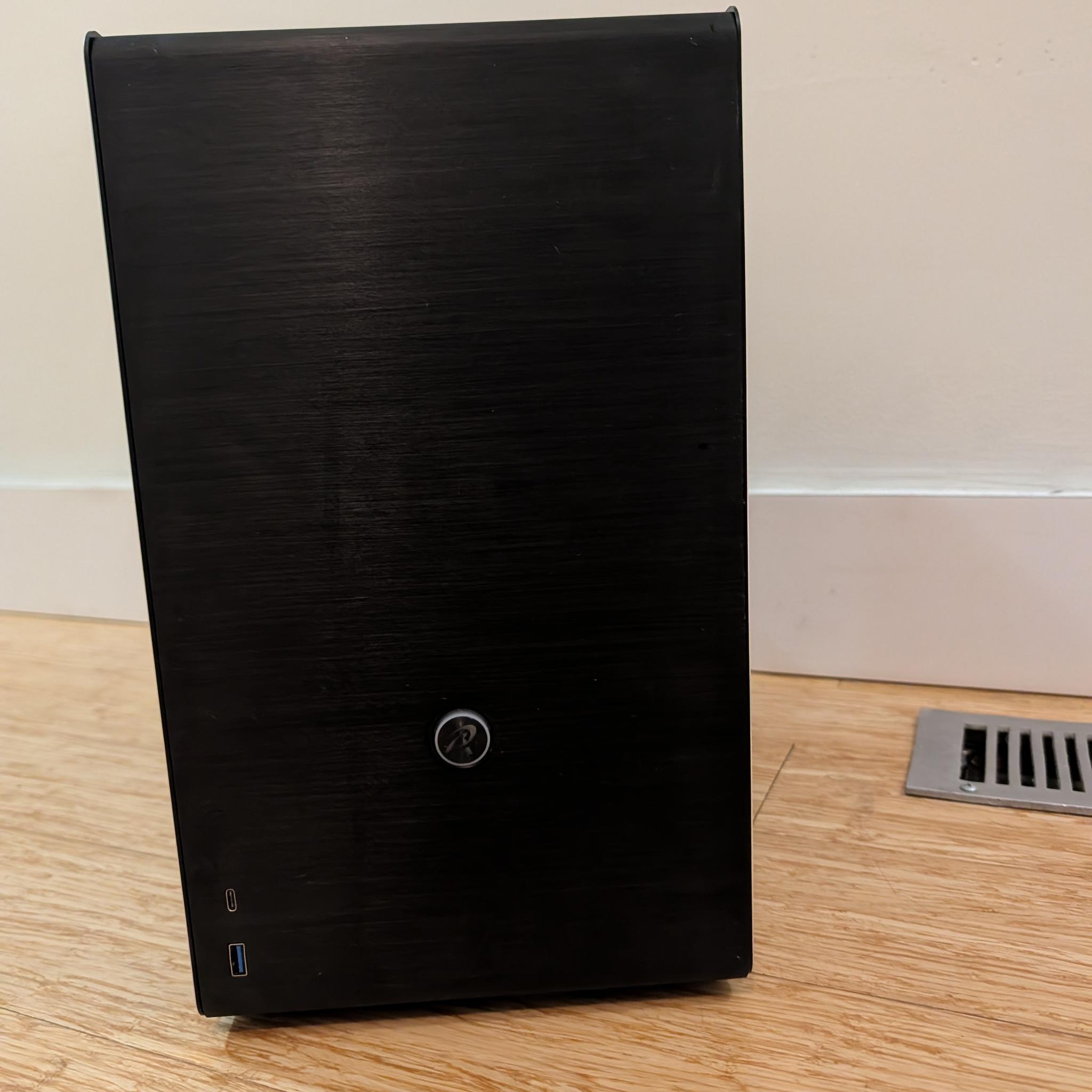 Gaming PC case + GPU riser