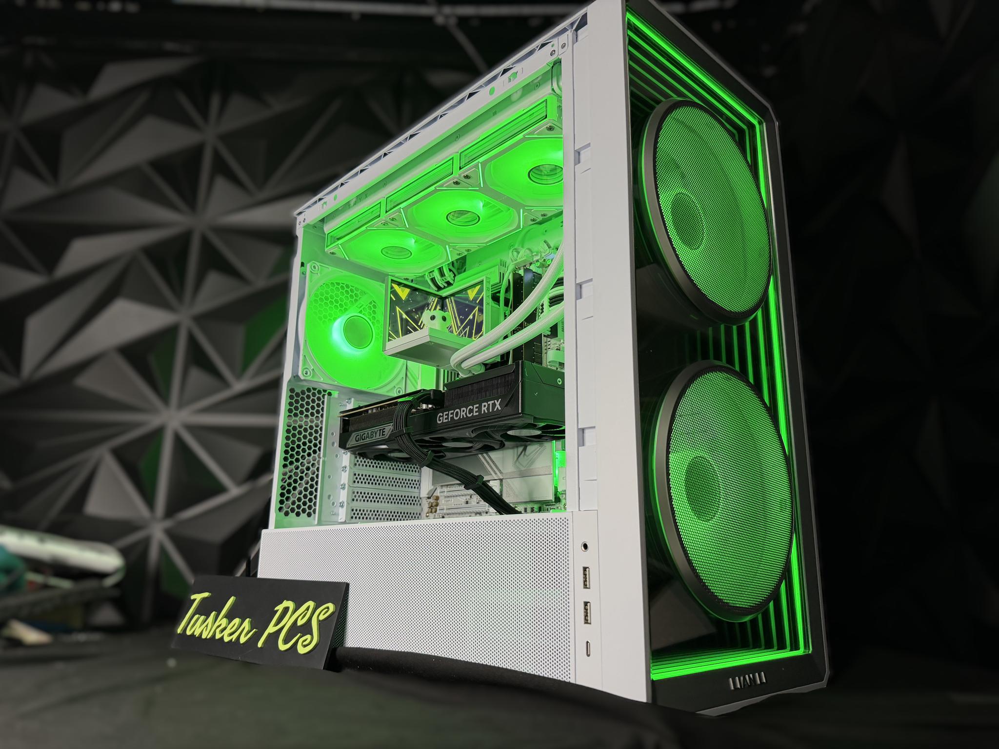 🐘❄️ IVORY TUSK ❄️🐘Ryzen 7 9850X3D| RTX 5080| 64 GB DDR5| 4.75TB NVMe| 1000W Platinum PSU