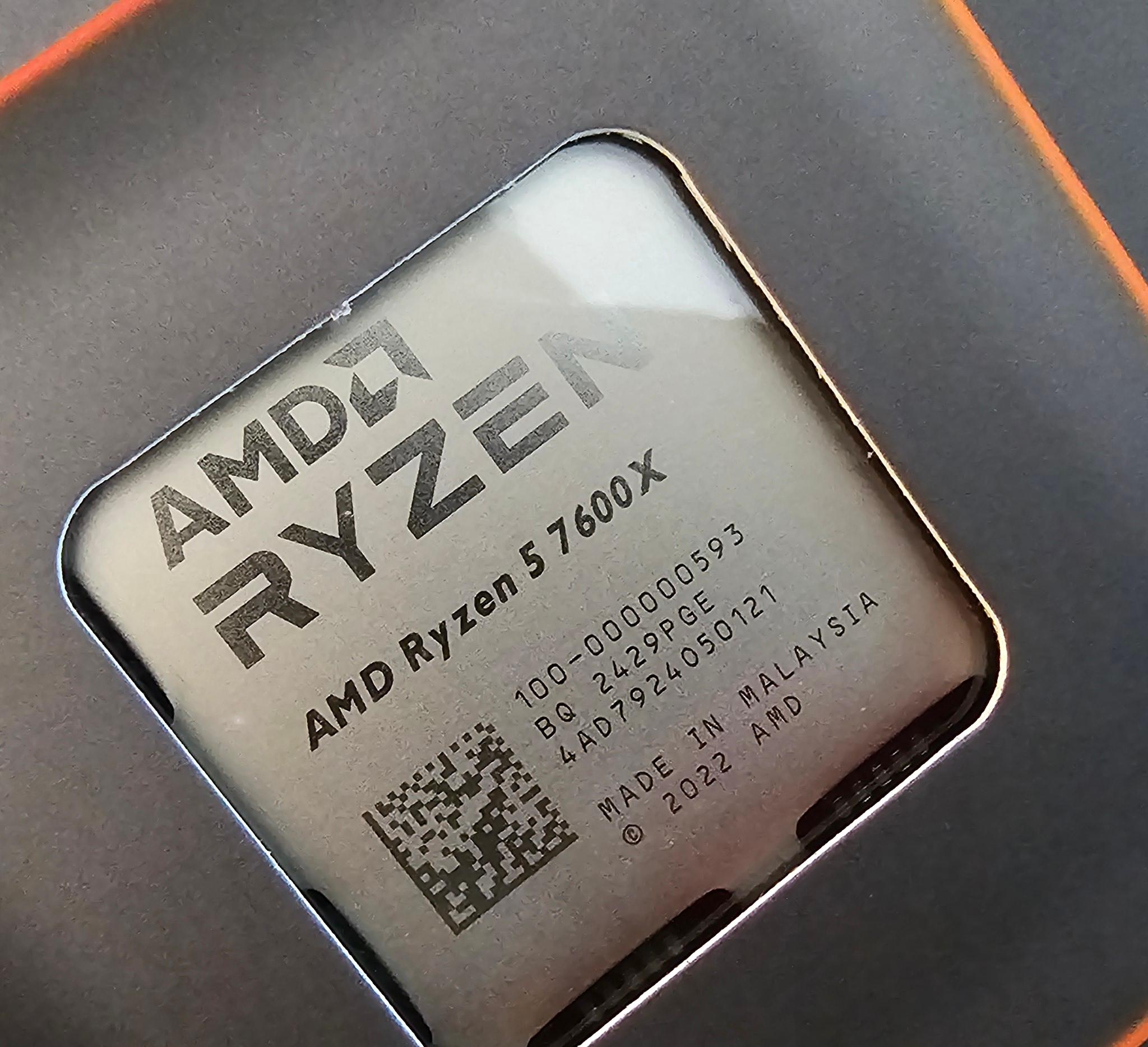 AMD Ryzen 5 7600X