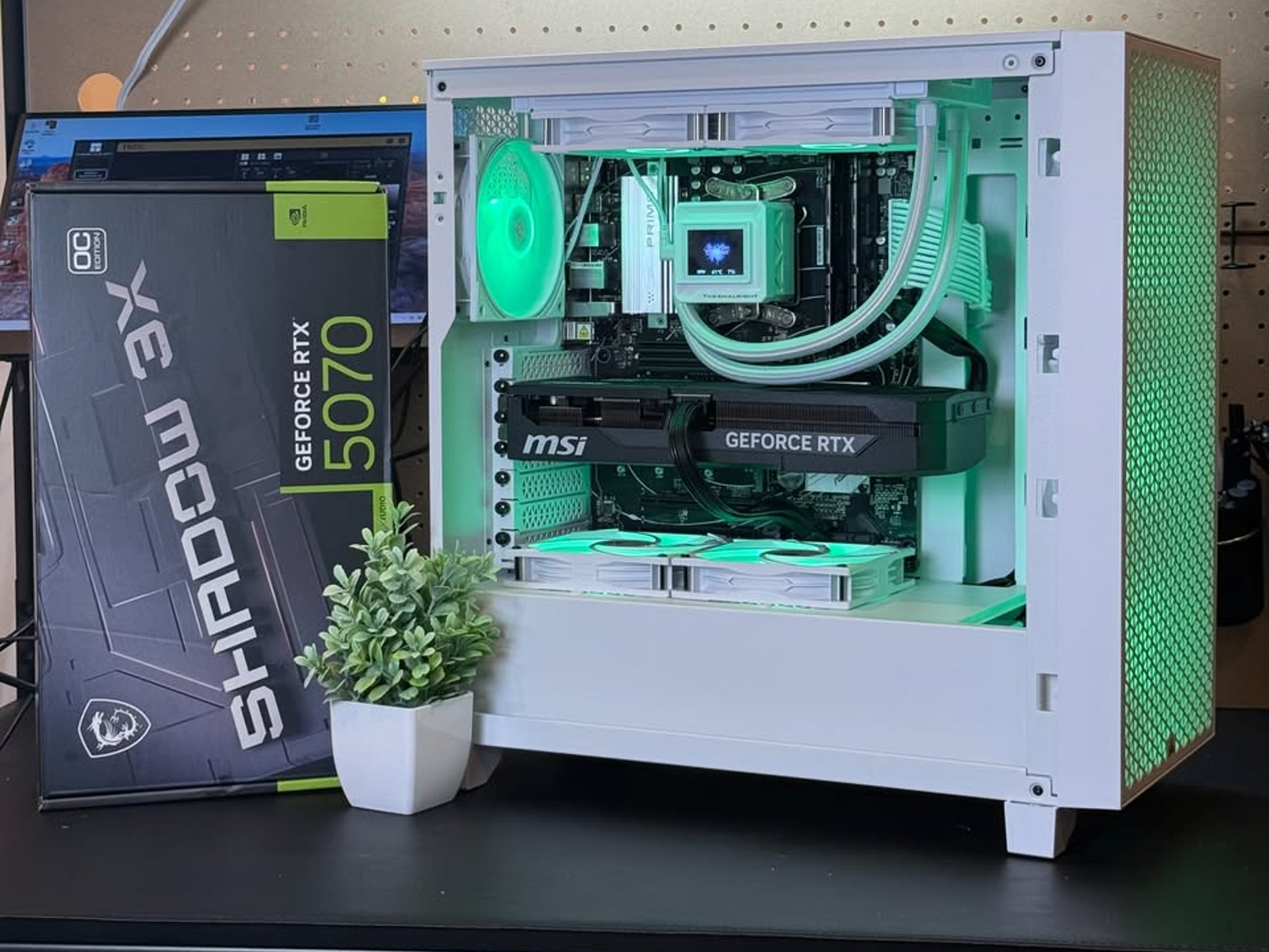 Ultra Gaming PC | RTX 5070 | Ryzen 9 7900x | 32GB DDR5 RAM | 1TB | Windows 11
