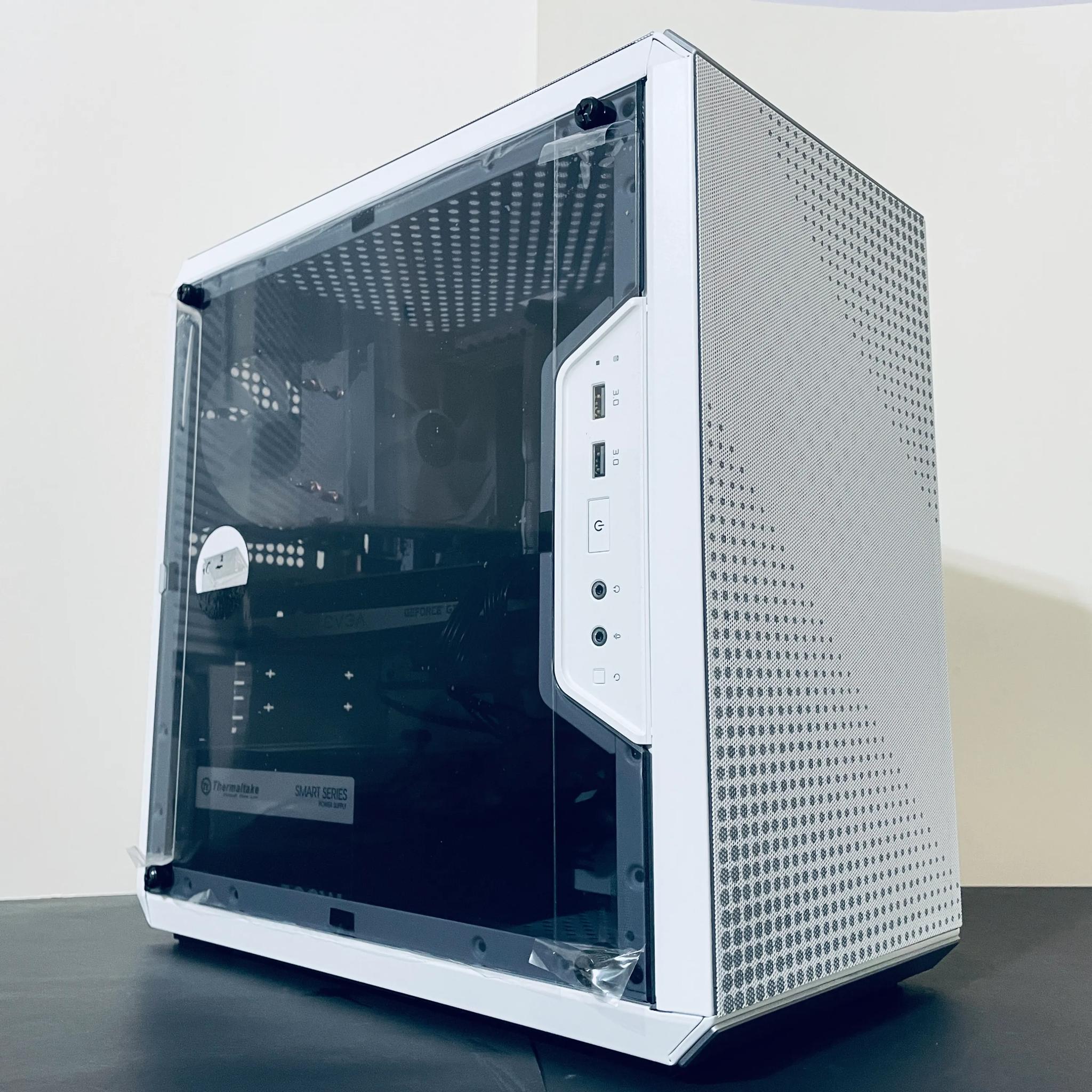 ⚡Budget White Gaming PC - Intel Xeon 10-cores ● 16GB RAM ● 512GB SSD ● Wi-Fi ● Nvidia GTX 980
