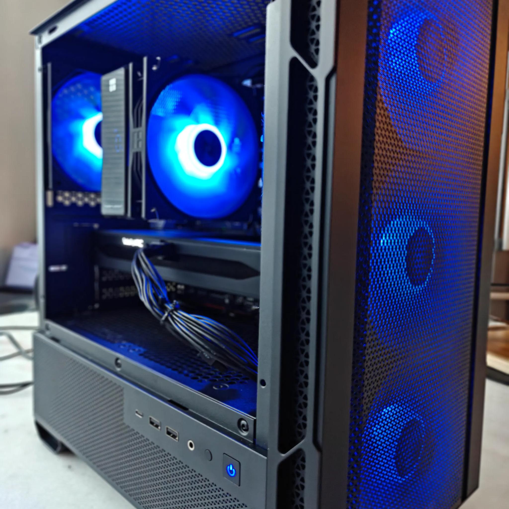 1440P - Arc B580 - Intel Core i5 14600KF - 32GB DDR4 - ARGB - Micro ATX - 1TB SSD