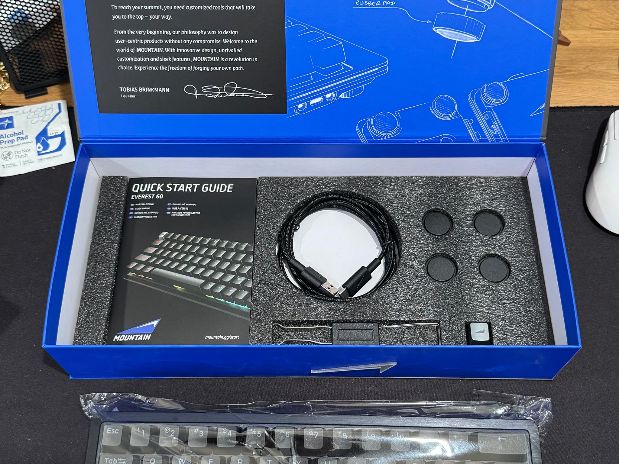 MOUNTAIN Everest 60 - RGB Mechanical Gaming Keyboard