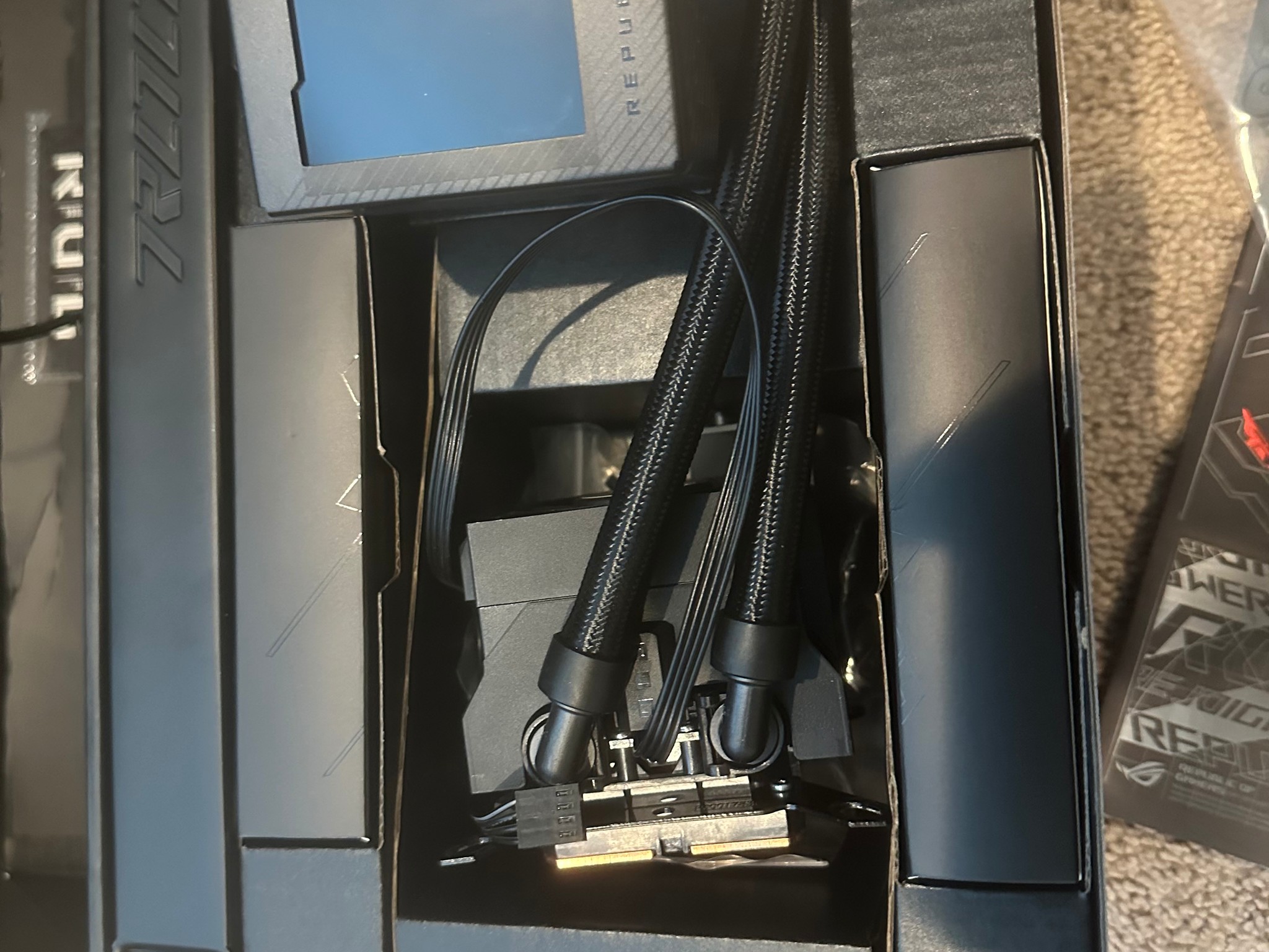 Asus rog Ryjuin lll aio pump