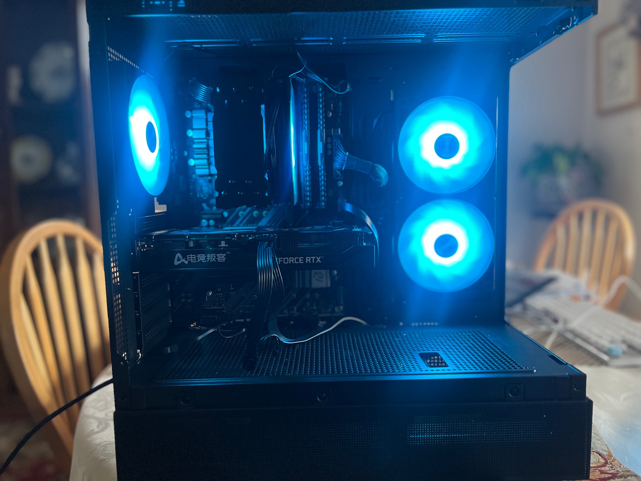 Intel i7 9700K RTX 3060 TI | 32GB RAM  |1TB NVMe SSD Win10 PRO