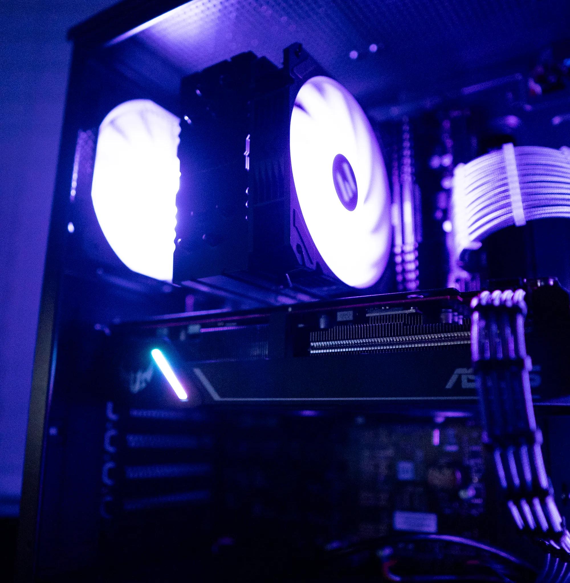 ⚫🟣 | RX 5600XT | INTEL i5 9400F | 32GB DDR4 RAM | 128GB NVME SSD + 1TB HDD | Amethyst Achiever |