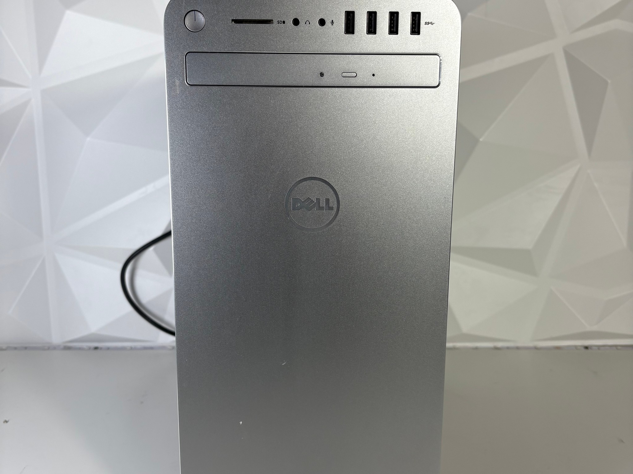 //XPS Gaming PC// - Core i7 7700, GTX 1650 Super, 16GB Ram, 512GB SSD