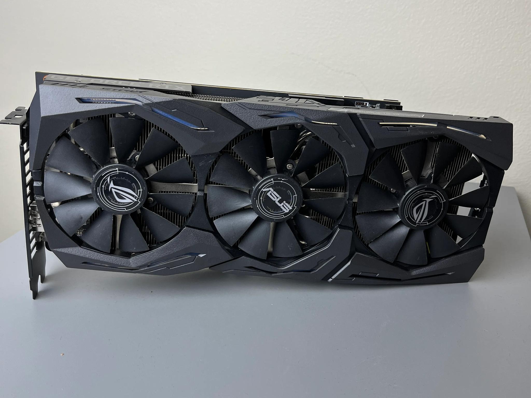 ASUS ROG STRIX RTX2070 8G GAMING