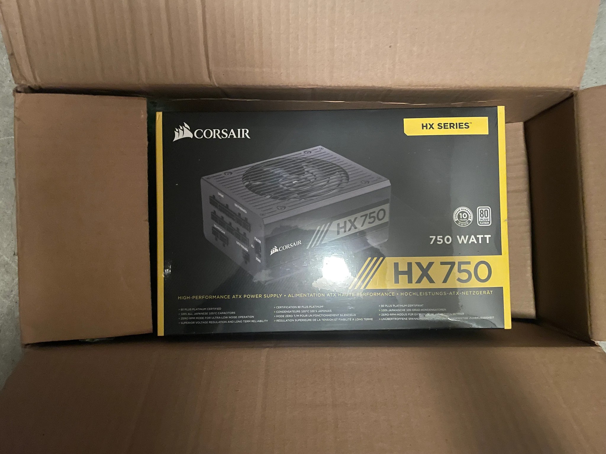CORSAIR HX Series HX750