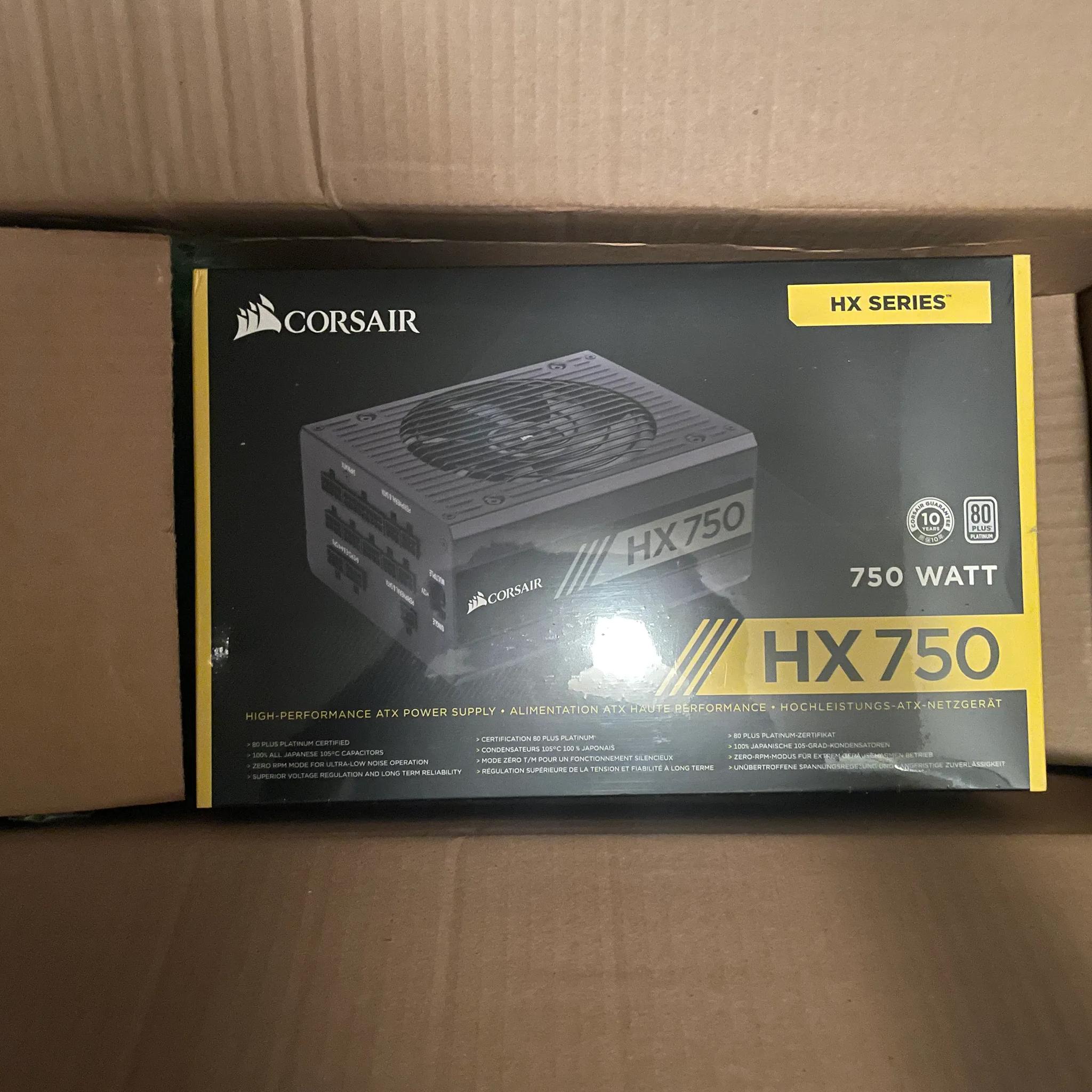CORSAIR HX Series HX750