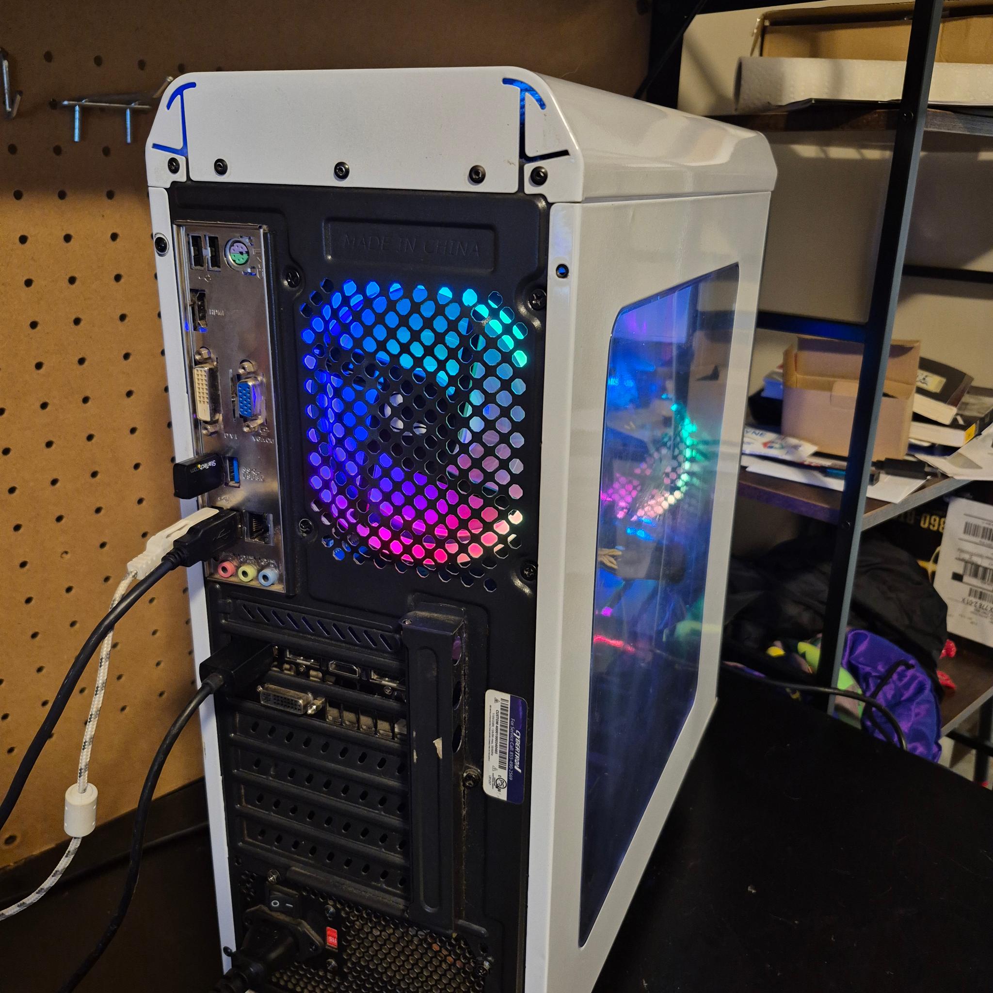 70 FPS Fortnite | AMD FX 6300, 16GB RAM, GTX 960 4GB, 512GB SSD, Win10