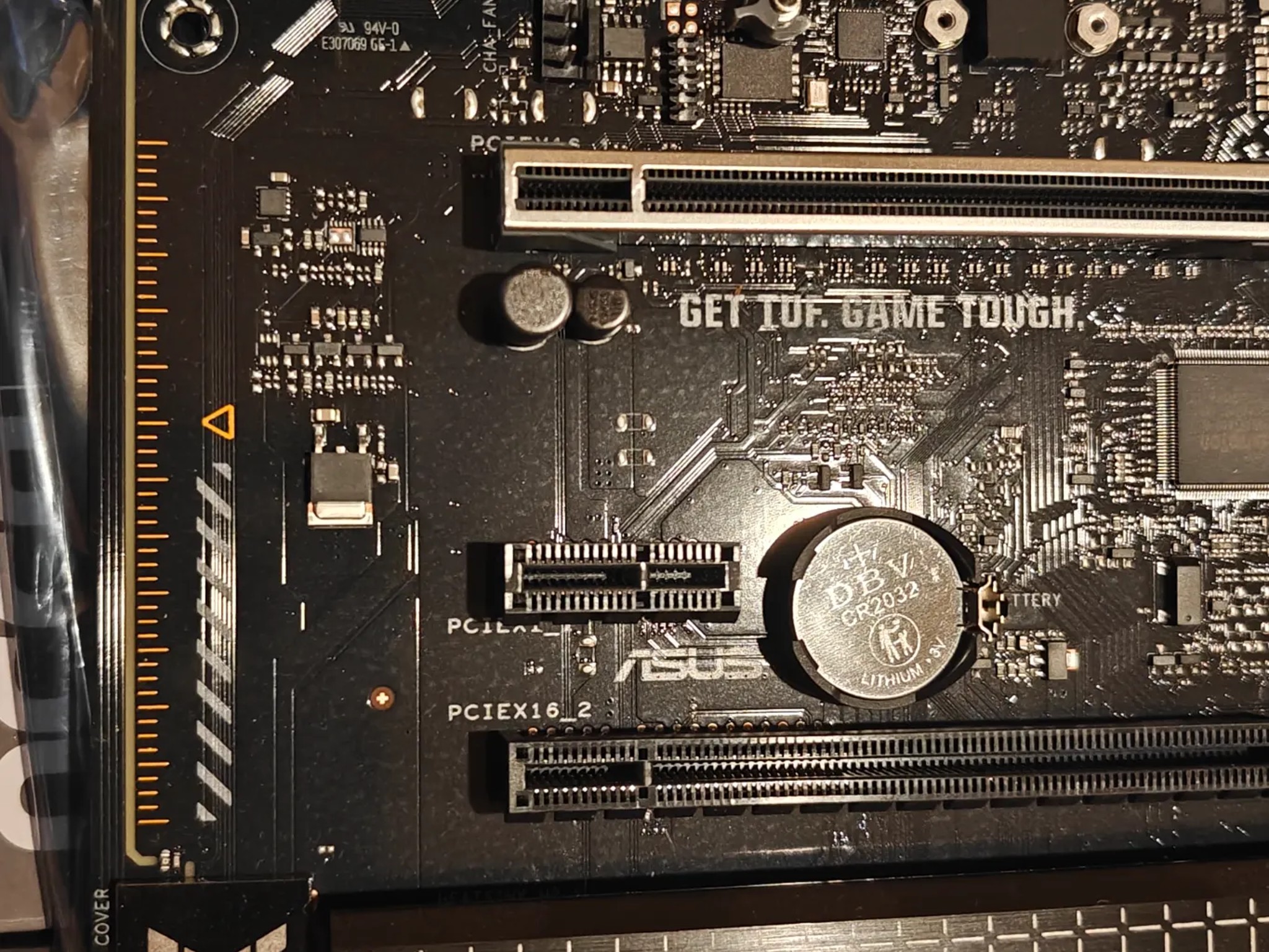 ASUS TUF Gaming B650-PLUS Wi-Fi Socket LGA 1700 AMD ATX Gaming Motherboard