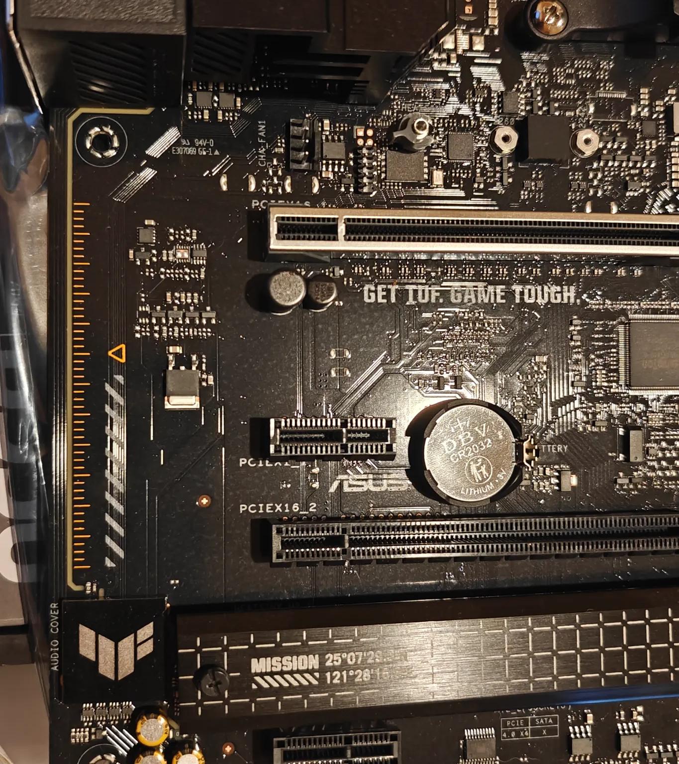 ASUS TUF Gaming B650-PLUS Wi-Fi Socket LGA 1700 AMD ATX Gaming Motherboard