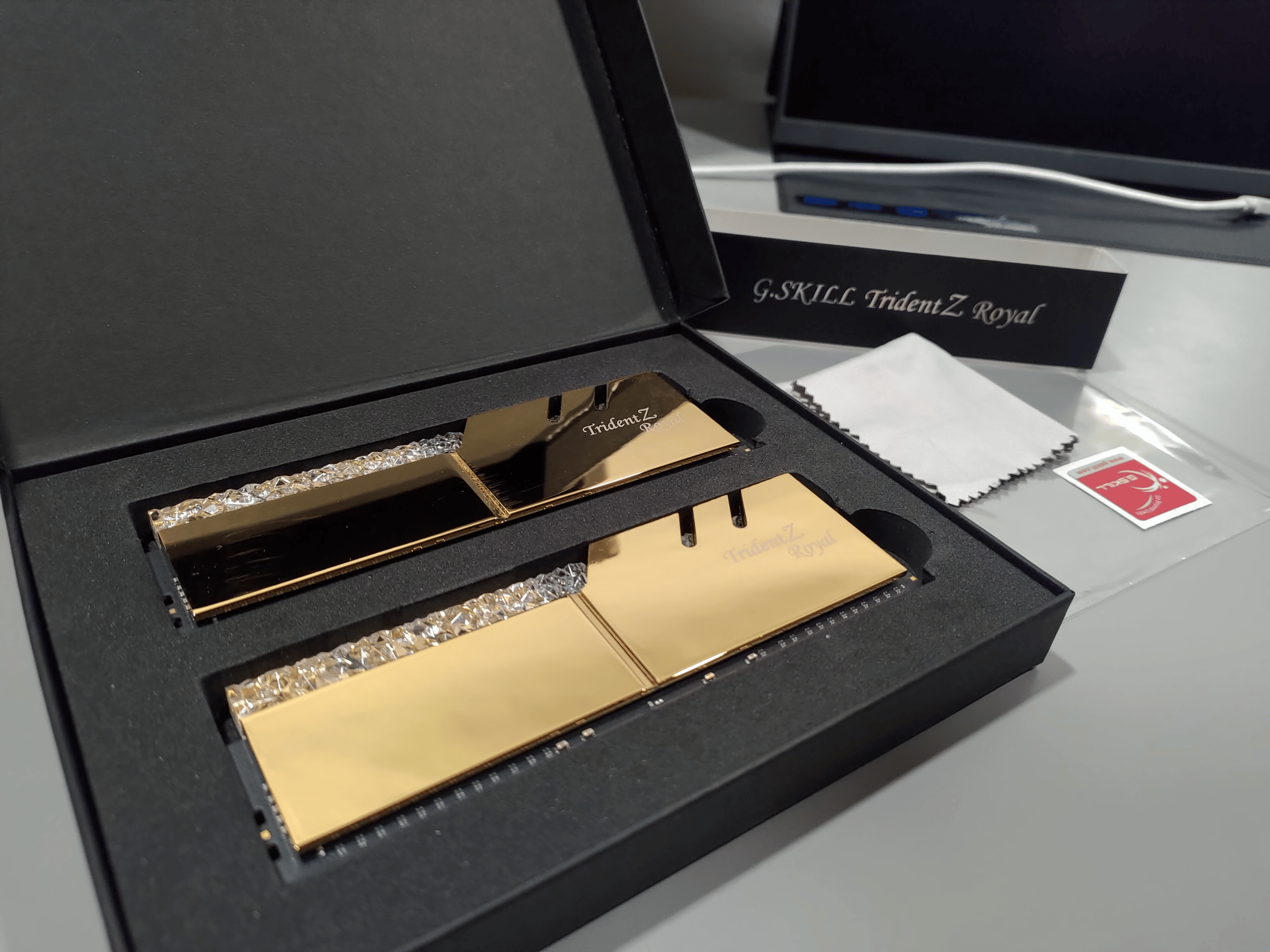 Trident Z Royal 64gb 3200 cl-14