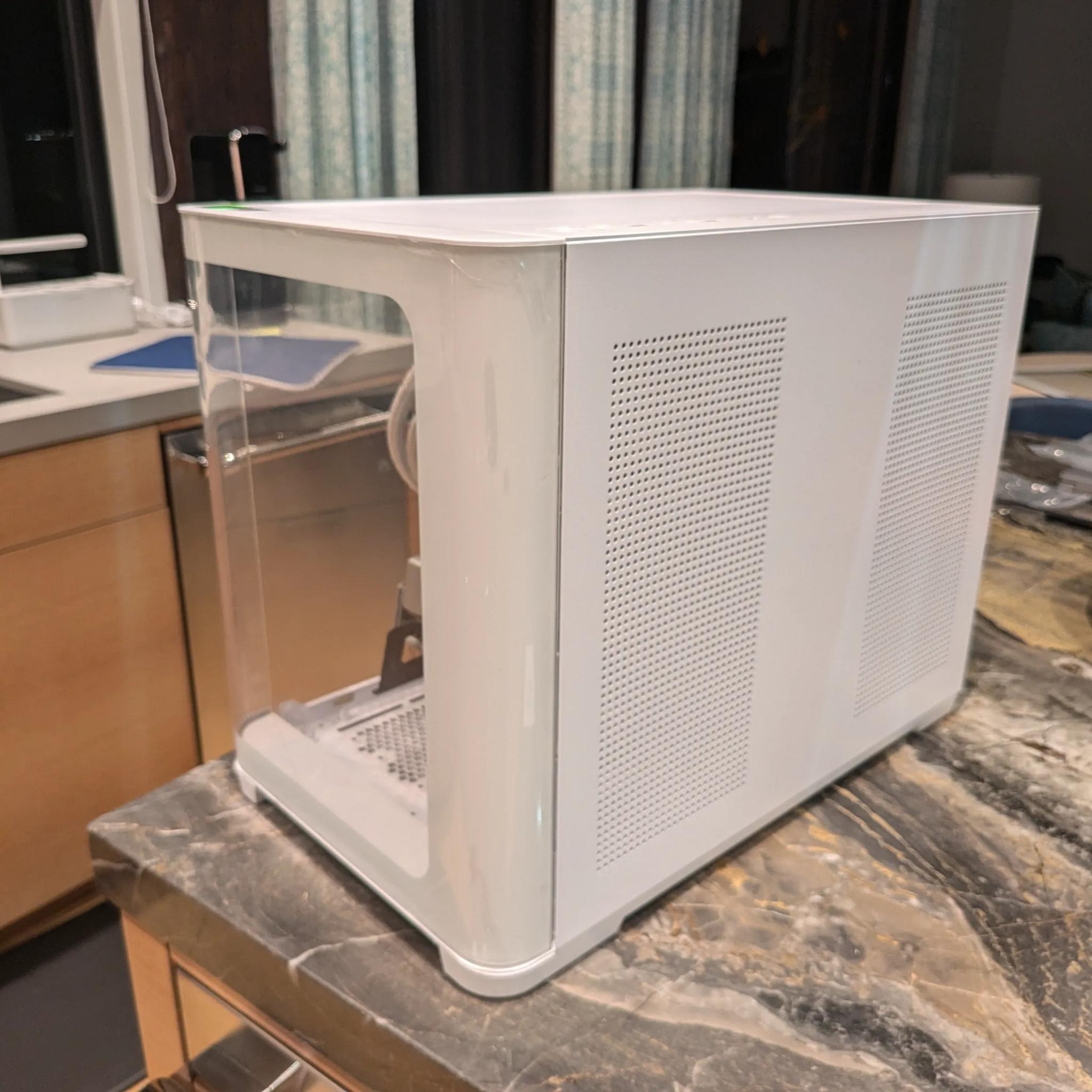 Whiteout Liquid Cooled Gaming PC - AMD Ryzen 5 7600X3D, AMD Radeon RX 7900XT, 32 GB DDR5, 4 TB