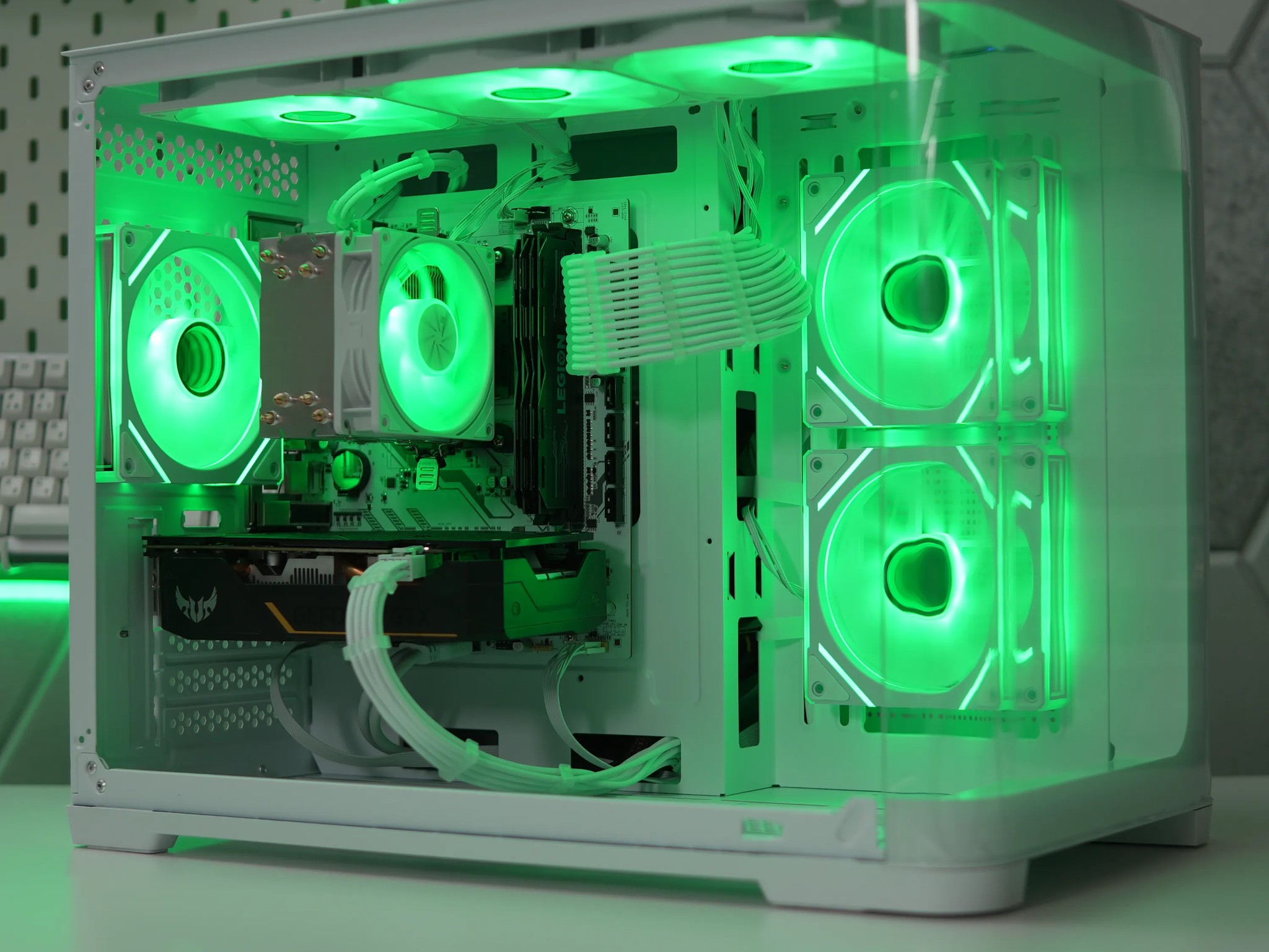Budget Gamer | GTX 1660 Super | Ryzen 5 | 16GB RAM |