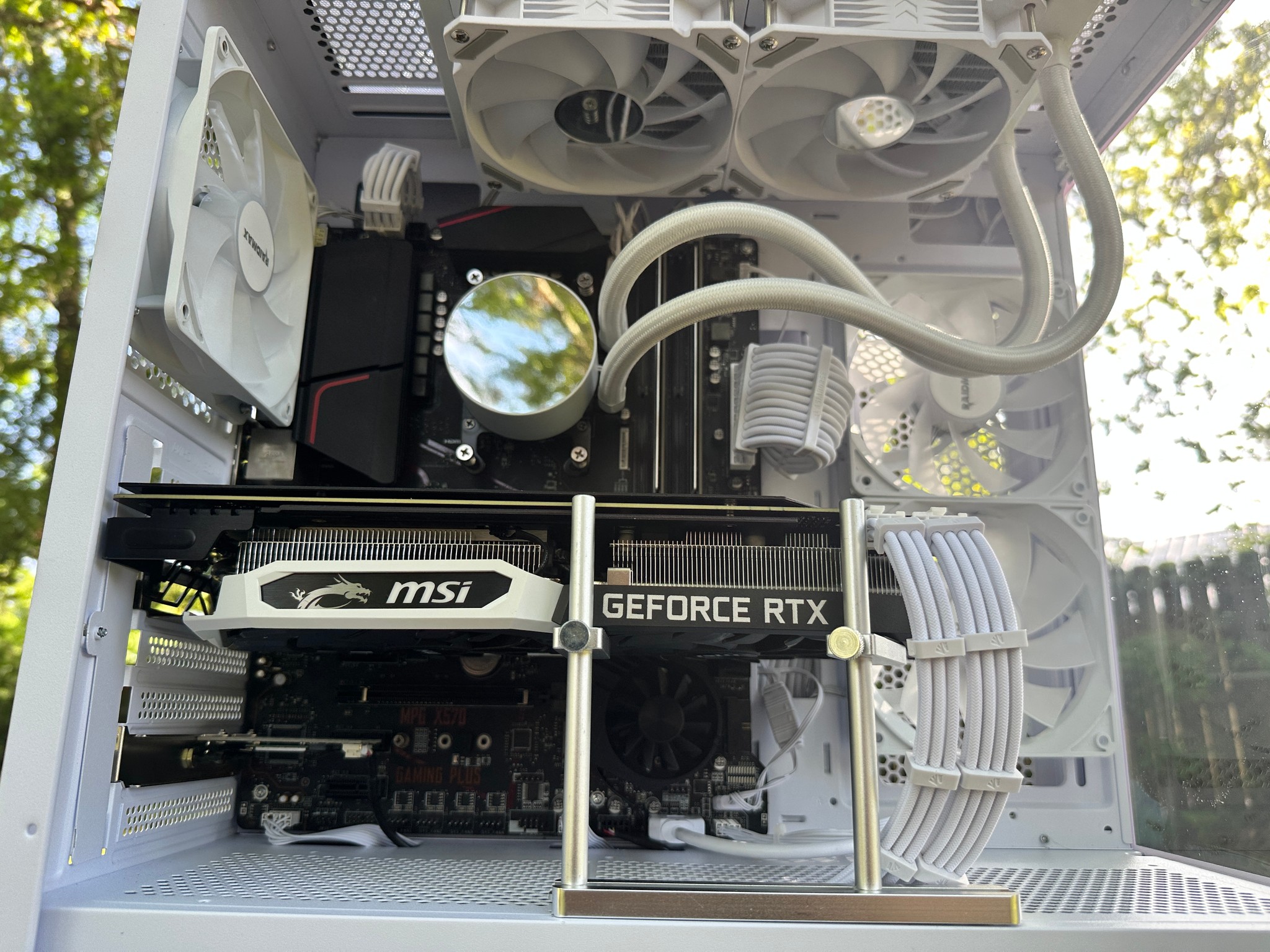 Moon Knight V2 | Ryzen 5 3600 | RTX 2070 8GB | 16GB RAM | 512GB NVME | WiFi
