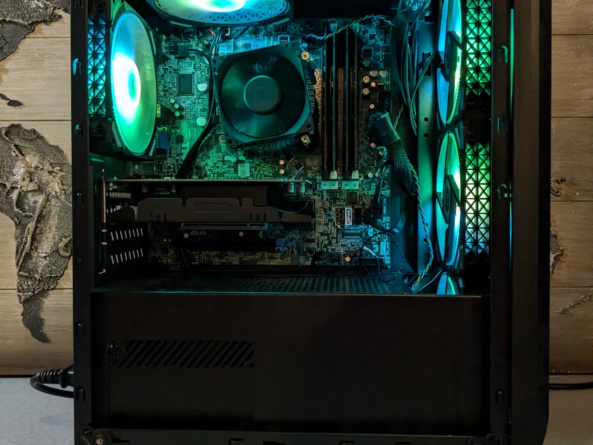 Gaming PC - Core i5, GTX 1070. 16GB RAM / 512GB SSD.