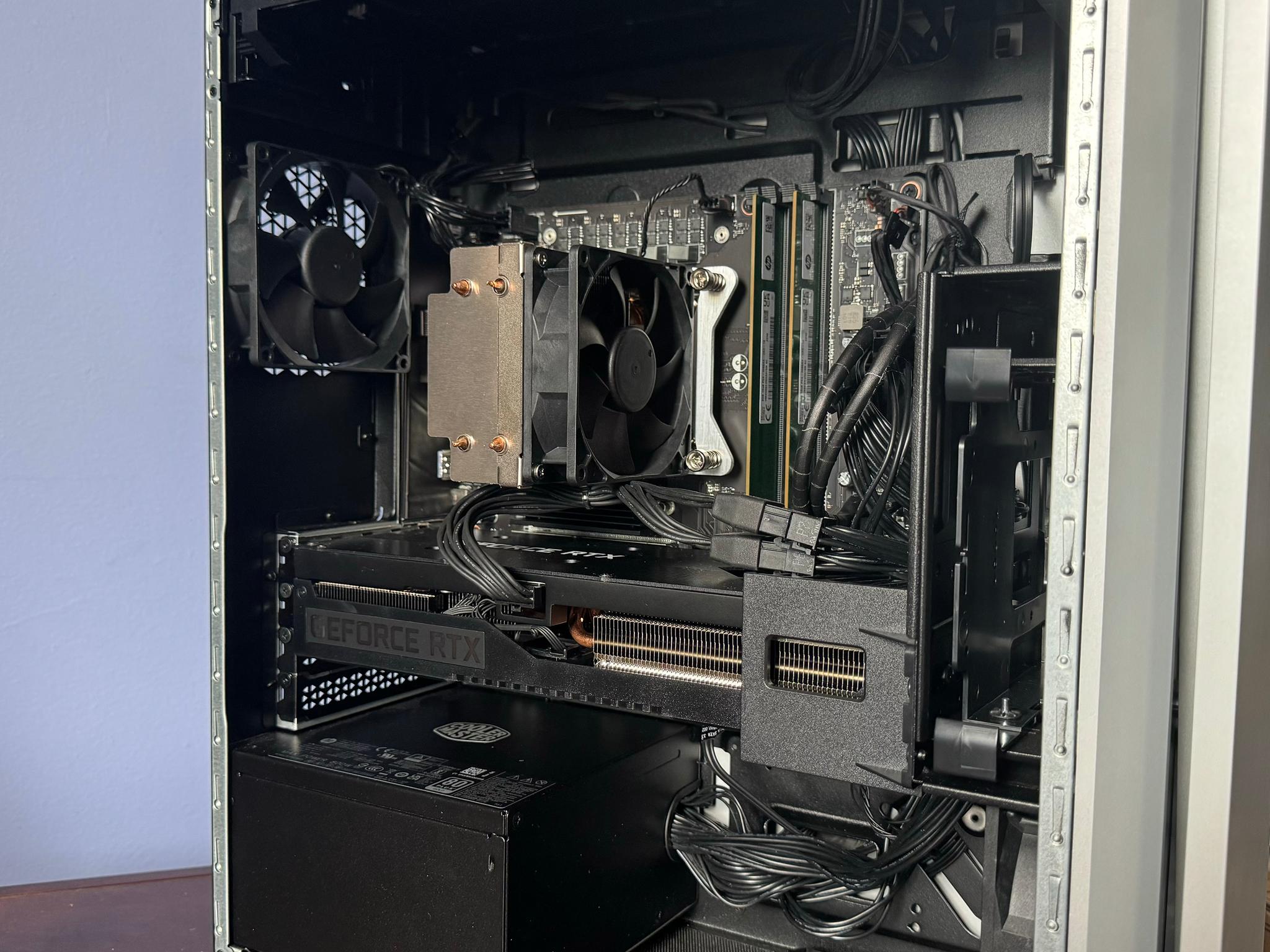 HP ENVY - RTX 3070Ti | i7 12700 | 16GB DDR4 | 1TB SSD