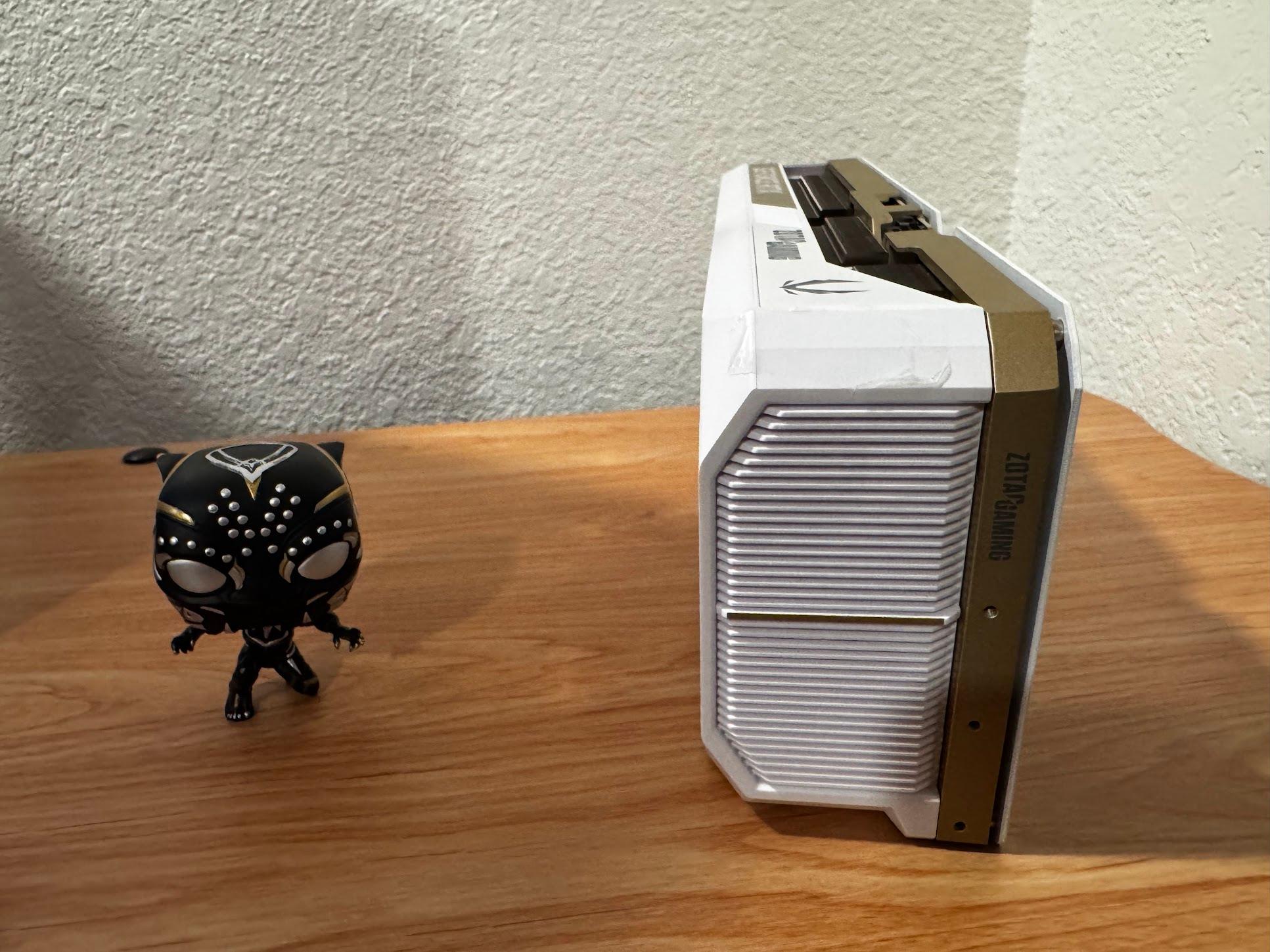 ZOTAC GAMING GeForce RTX 5090 SOLID OC White Edition