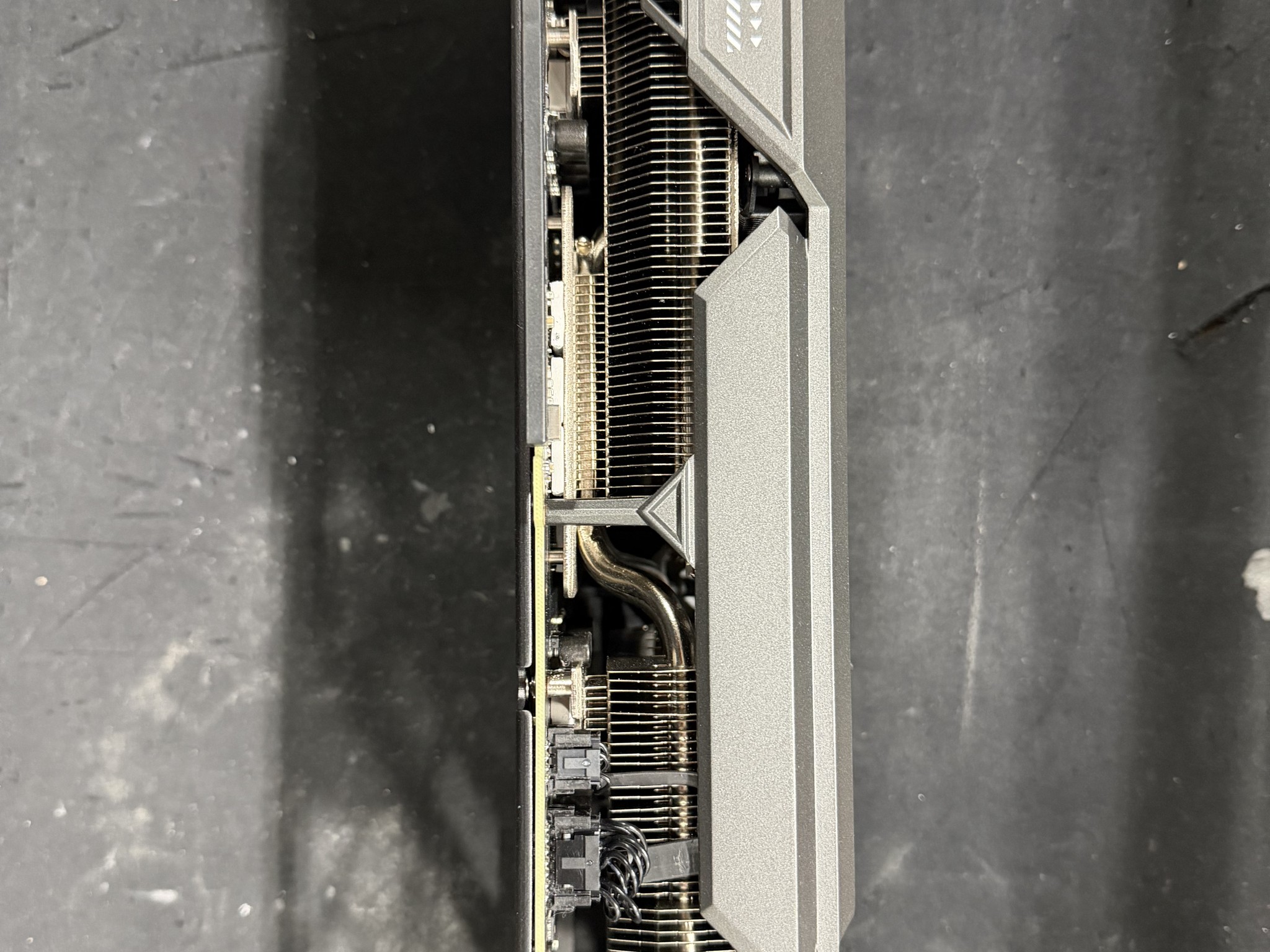 ASUS TUF GAMING GeForce RTX 4070 Ti