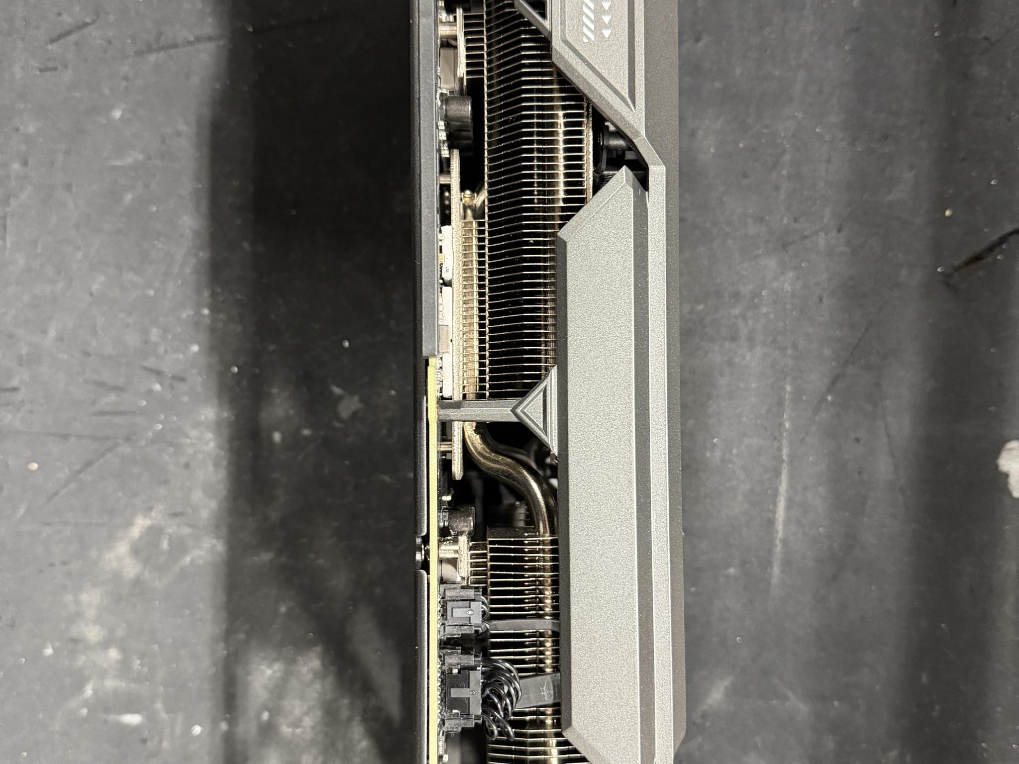 ASUS TUF GAMING GeForce RTX 4070 Ti