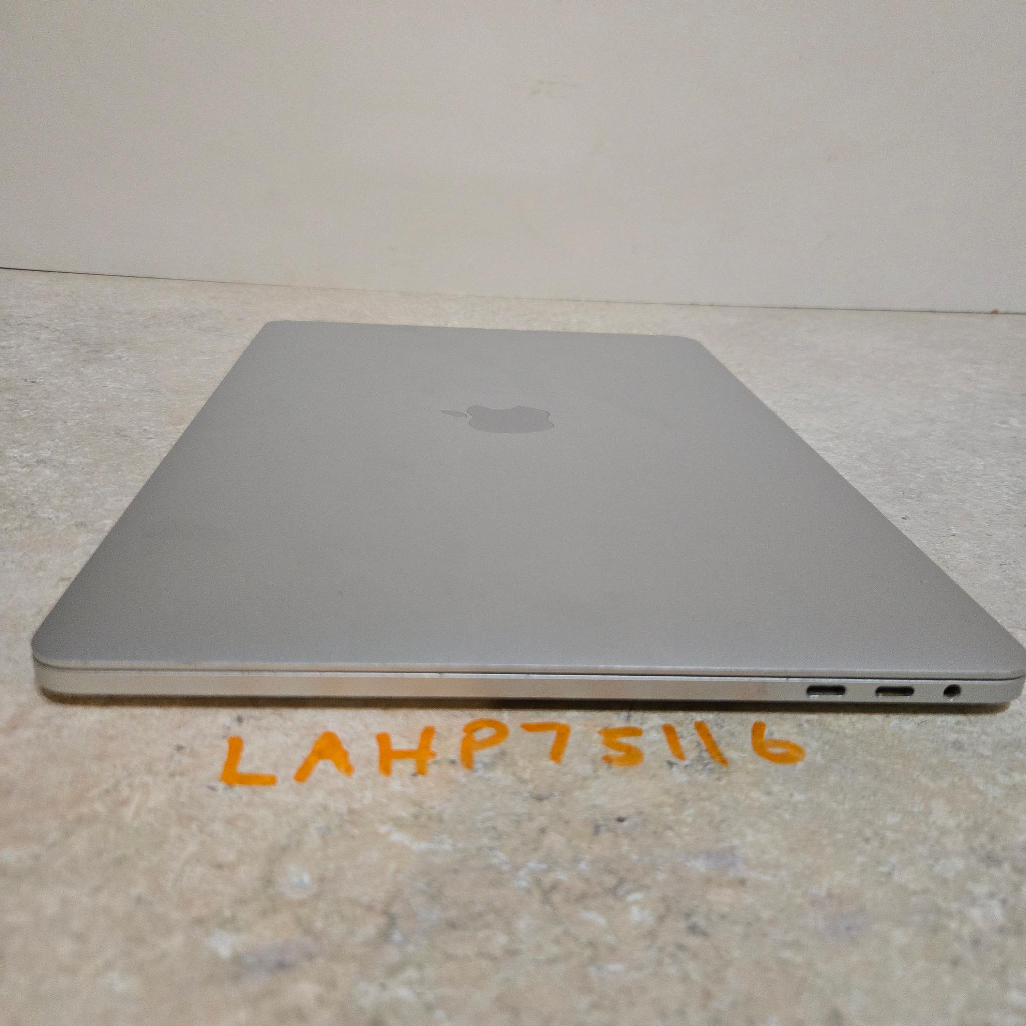 Apple Macbook Pro 13 inch Laptop - 2018 - 1TB - intel i7 - Model A1989