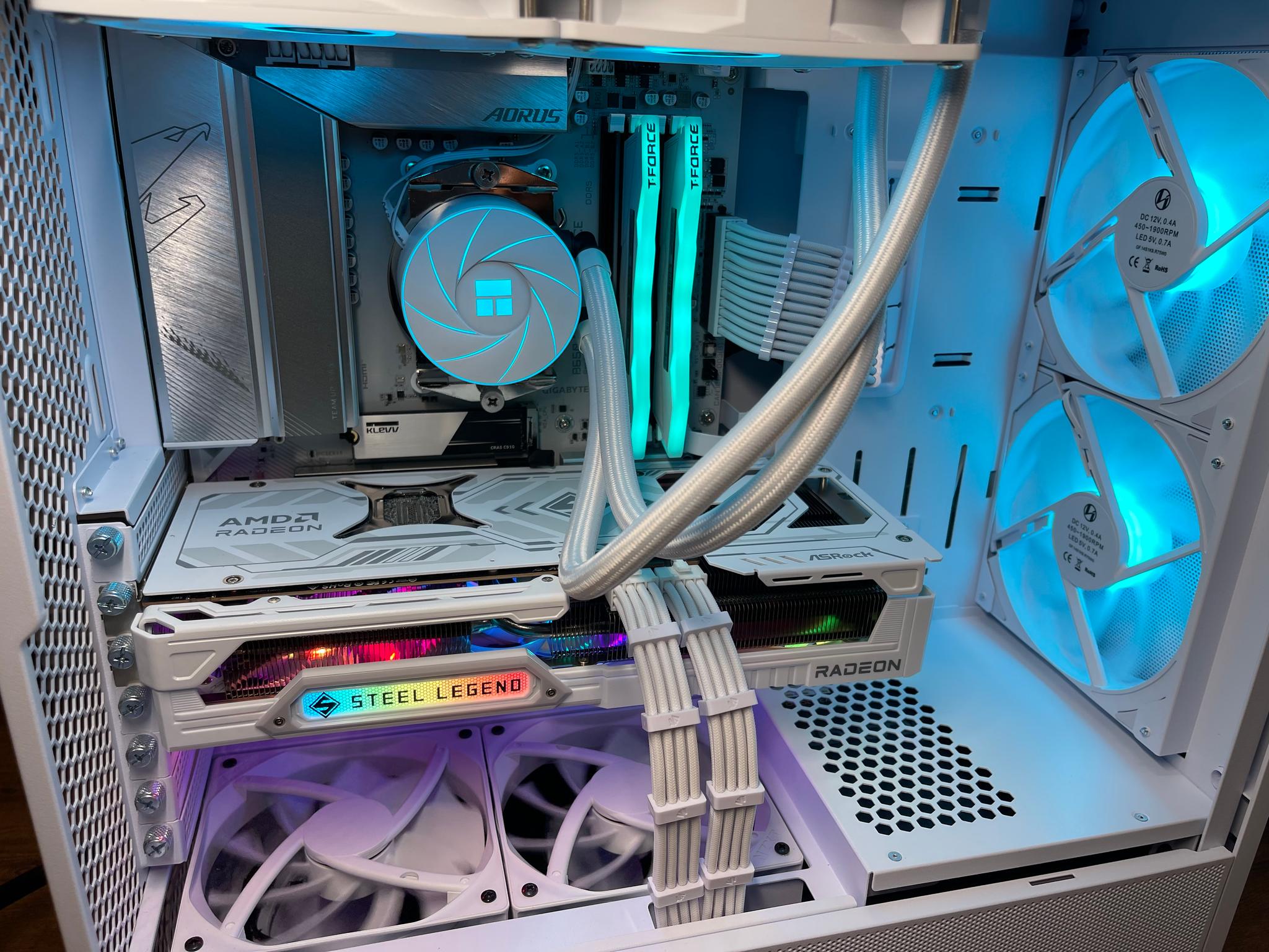 ❄️ICE KING❄️7600X3D❄️9070 XT 16GB❄️1TB