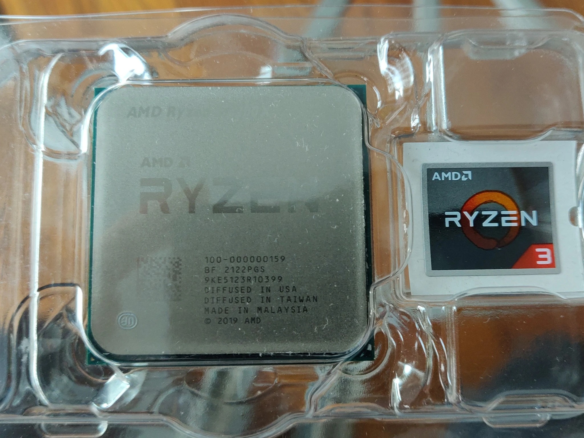 AMD Ryzen 3 3300X AM4 CPU + Heatsink